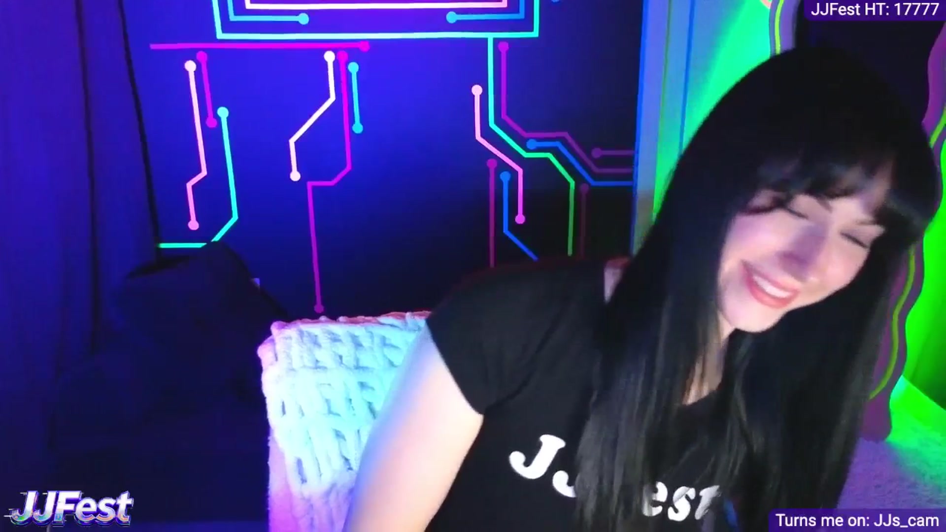 Gallery image thumbnail from JordynJaci's myfreecams stream on, 04/02/2026, 20:10 image 4 of 20