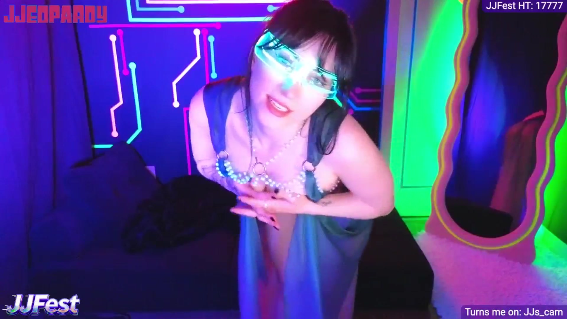 Gallery image thumbnail from JordynJaci's myfreecams stream on, 04/04/2026, 04:37 image 18 of 20