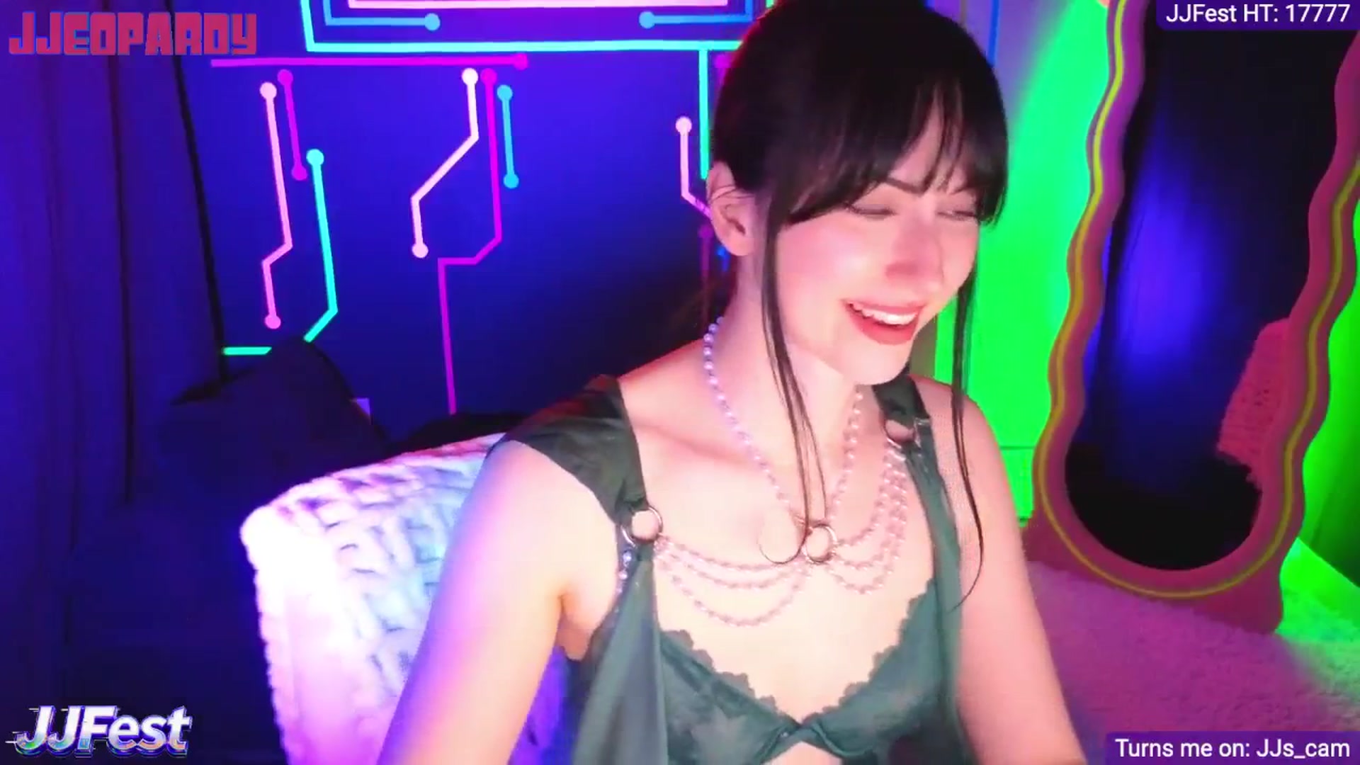 Gallery image thumbnail from JordynJaci's myfreecams stream on, 04/04/2026, 04:37 image 12 of 20
