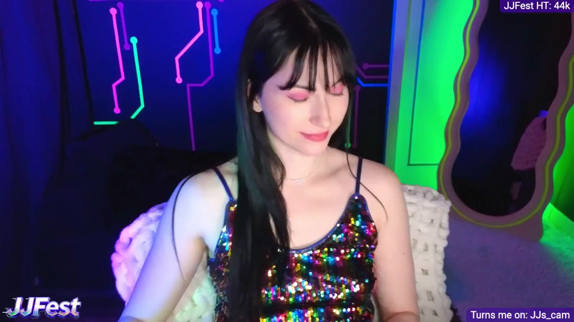 Gallery image thumbnail from JordynJaci's myfreecams stream on, 04/13/2026, 01:58 image 10 of 20