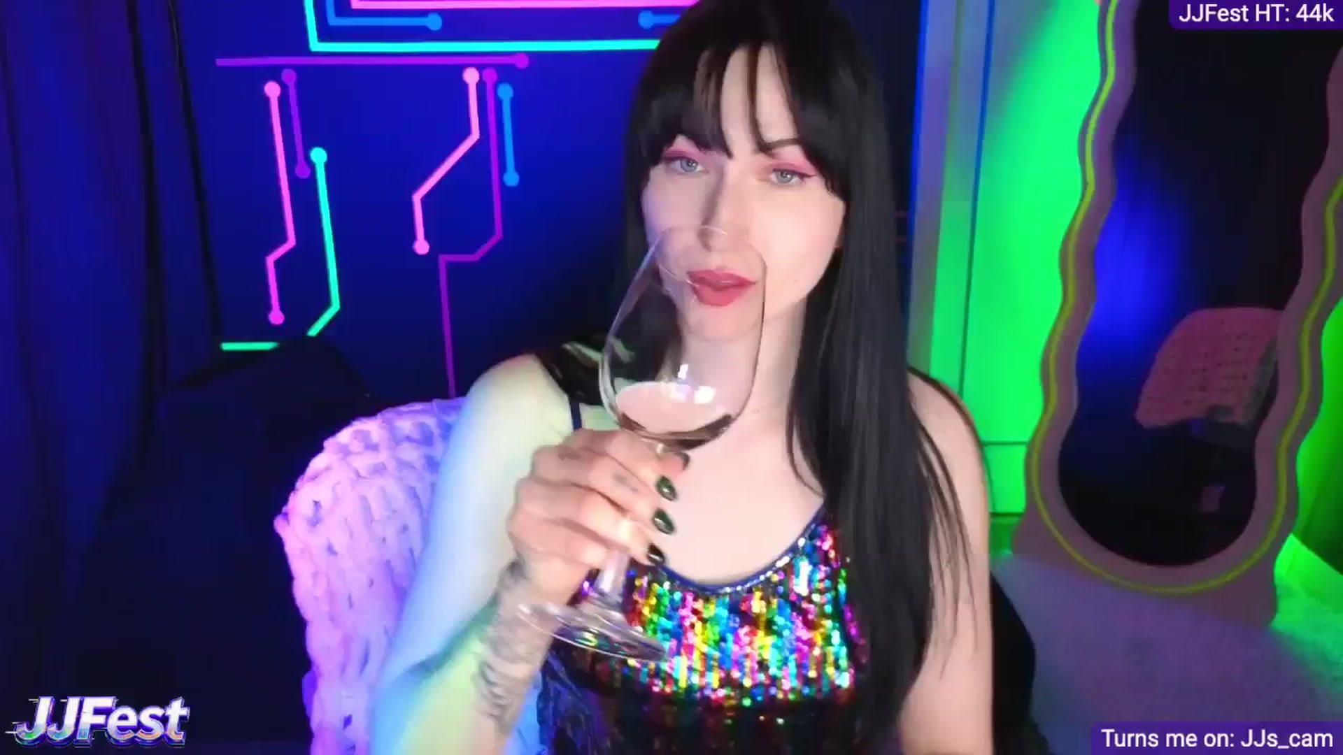 Gallery image thumbnail from JordynJaci's myfreecams stream on, 04/13/2026, 01:58 image 17 of 20