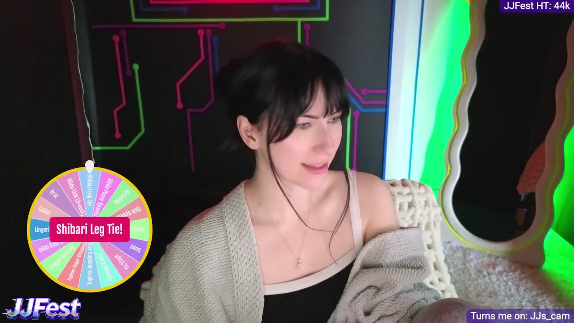 Gallery image thumbnail from JordynJaci's myfreecams stream on, 04/16/2026, 18:01 image 5 of 20