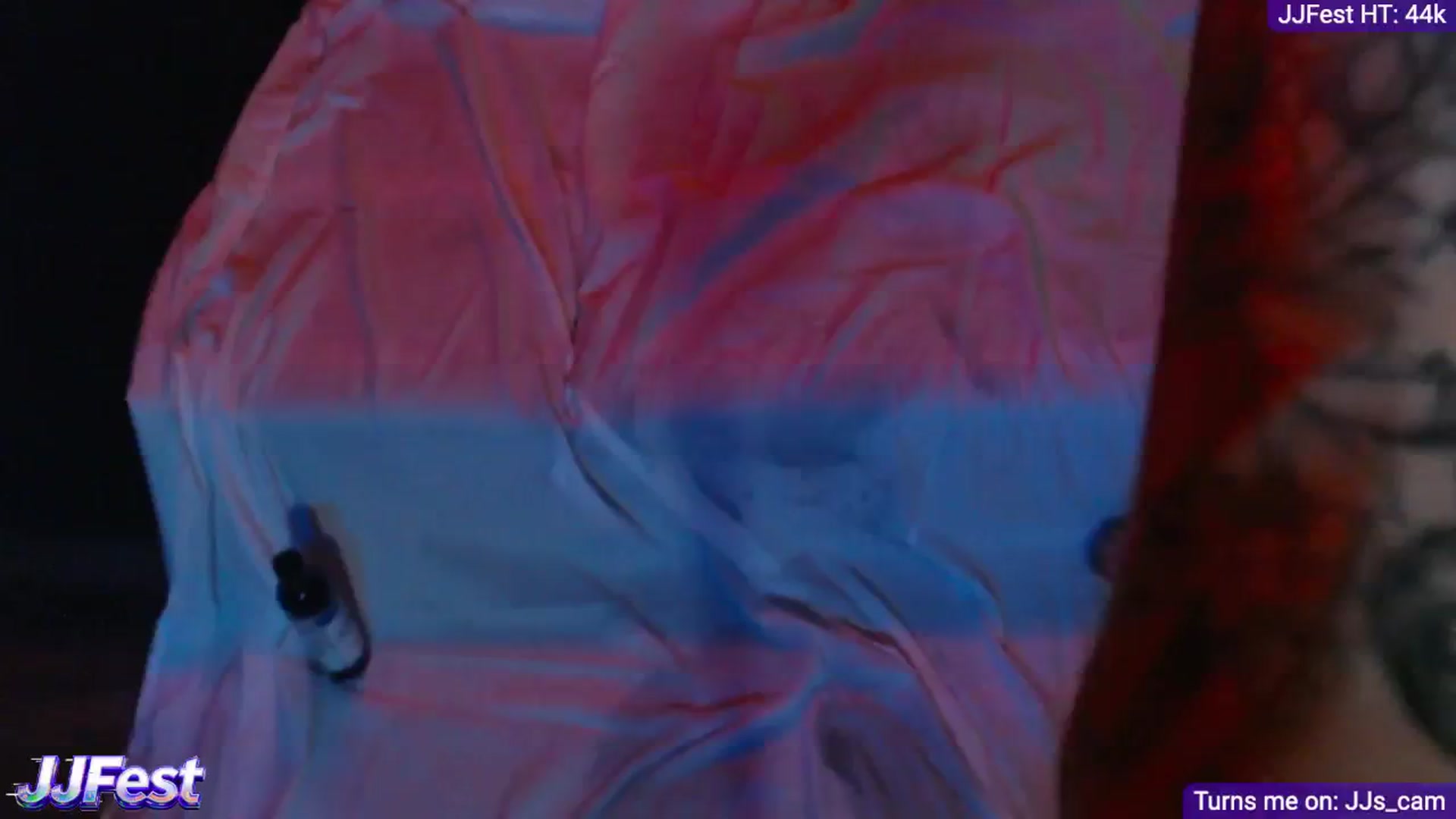 Gallery image thumbnail from JordynJaci's myfreecams stream on, 04/18/2026, 03:14 image 16 of 20
