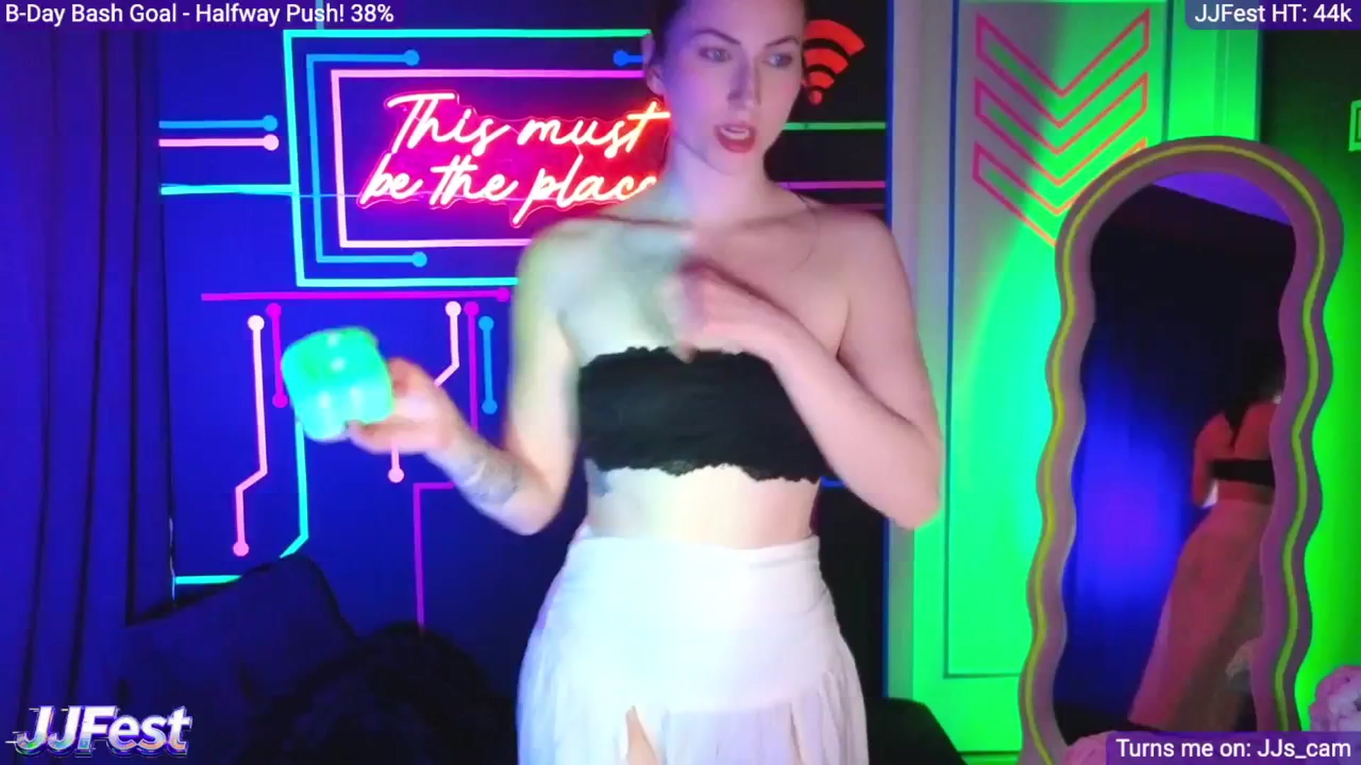 Gallery image thumbnail from JordynJaci's myfreecams stream on, 04/20/2026, 03:04 image 3 of 20