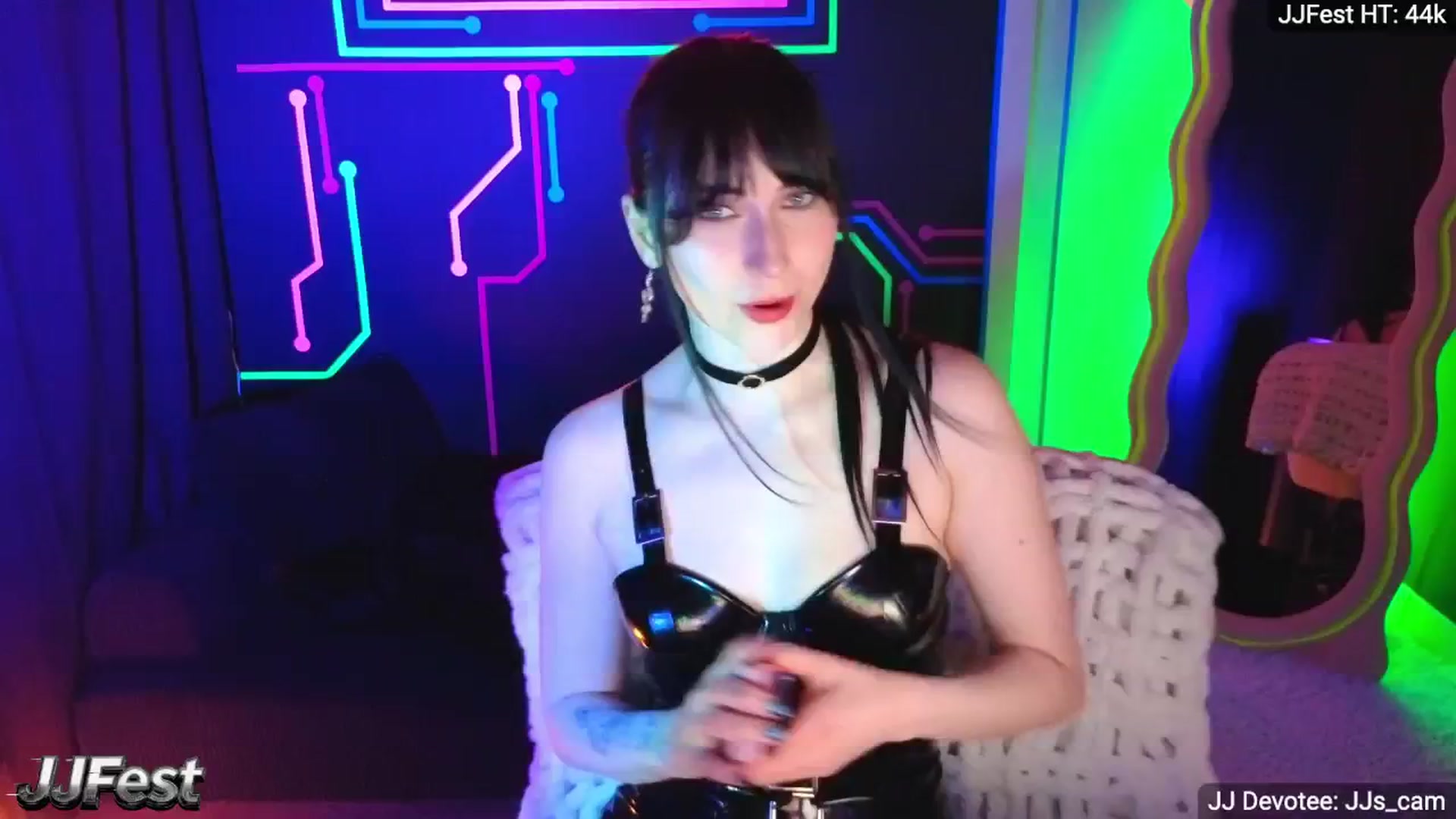 Gallery image thumbnail from JordynJaci's myfreecams stream on, 04/23/2026, 04:26 image 10 of 20