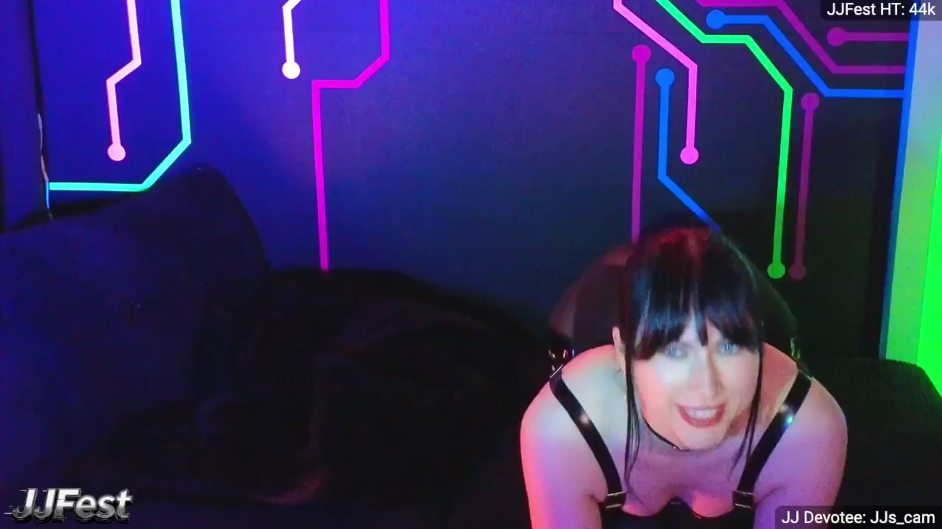 Gallery image thumbnail from JordynJaci's myfreecams stream on, 04/23/2026, 04:26 image 13 of 20