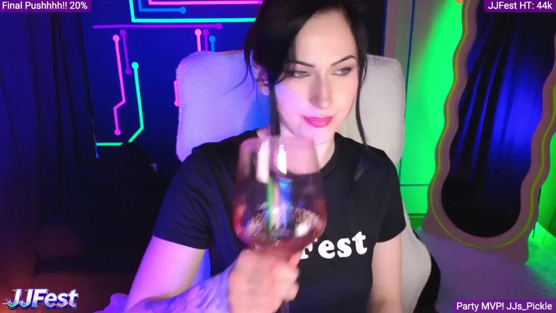Gallery image thumbnail from JordynJaci's myfreecams stream on, 04/27/2026, 04:41 image 5 of 20