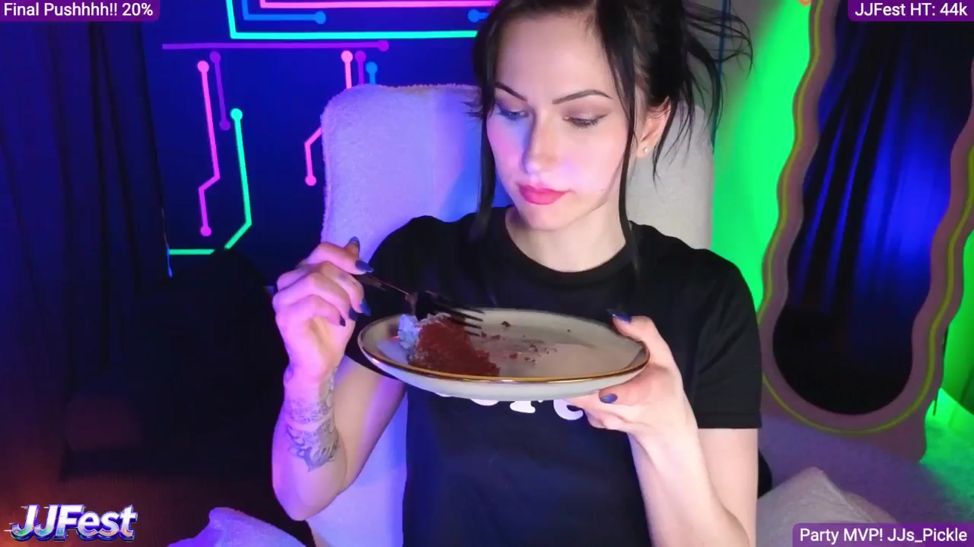Gallery image thumbnail from JordynJaci's myfreecams stream on, 04/27/2026, 04:41 image 1 of 20