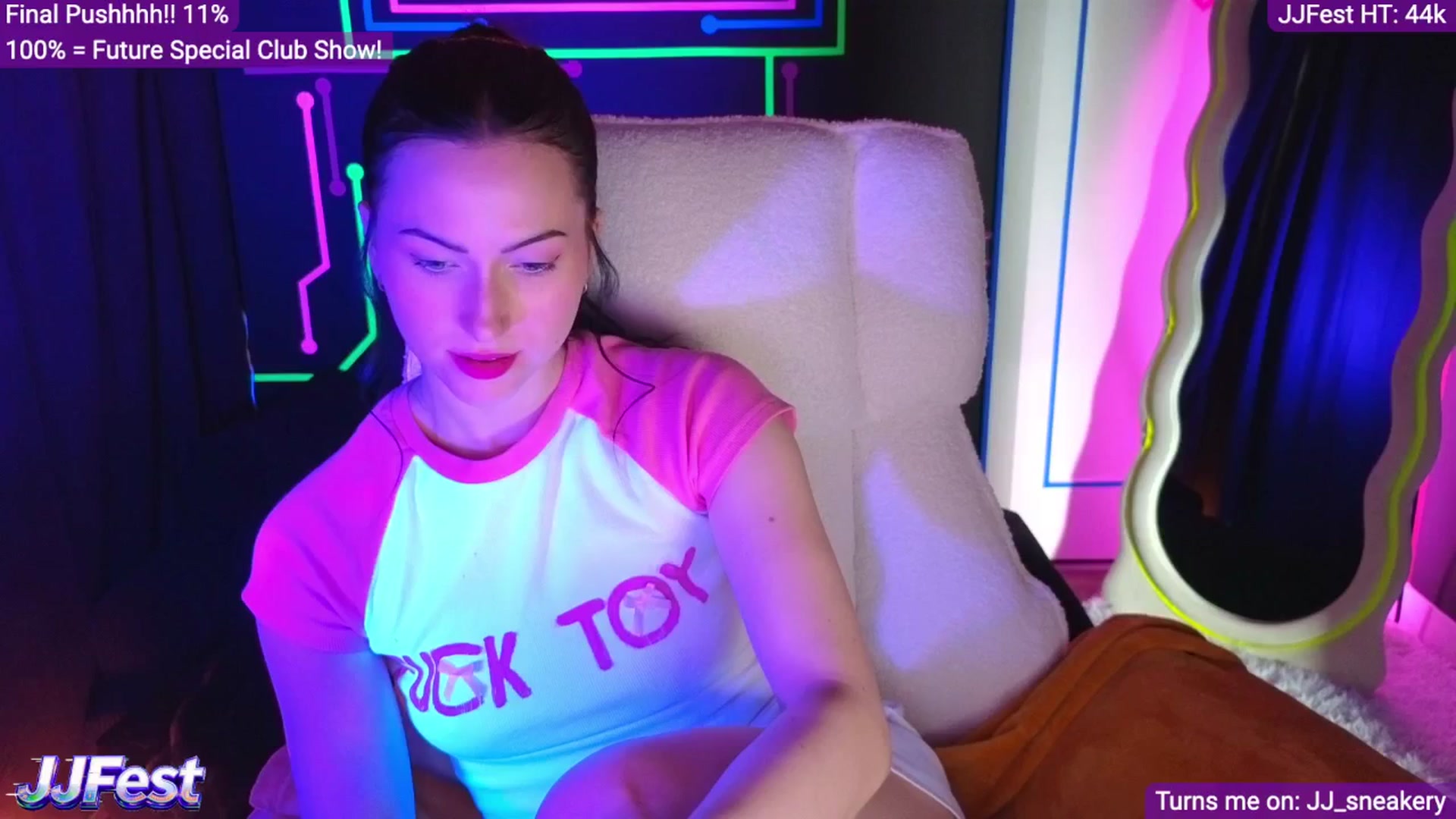 Gallery image thumbnail from JordynJaci's myfreecams stream on, 04/29/2026, 18:06 image 12 of 20