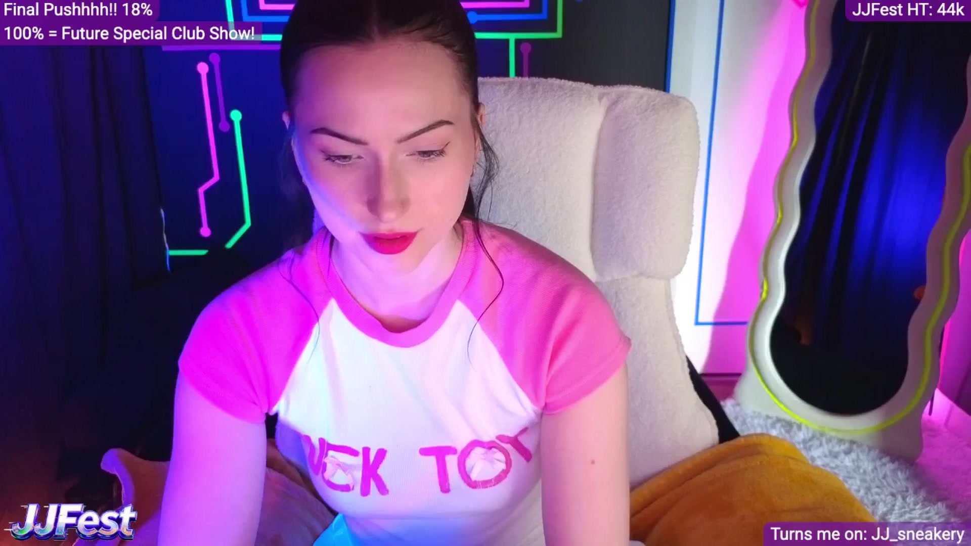 Gallery image thumbnail from JordynJaci's myfreecams stream on, 04/29/2026, 19:03 image 6 of 20