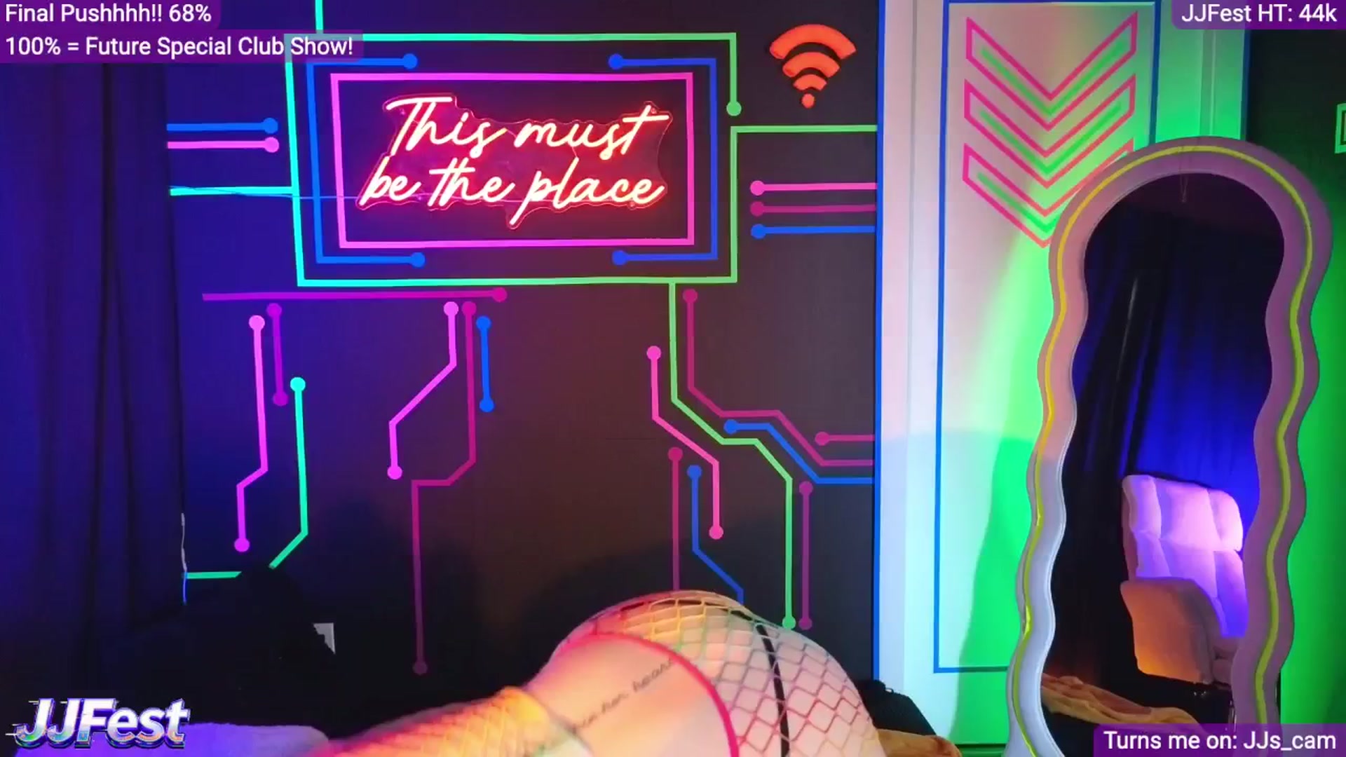 Gallery image thumbnail from JordynJaci's myfreecams stream on, 04/30/2026, 19:02 image 20 of 20