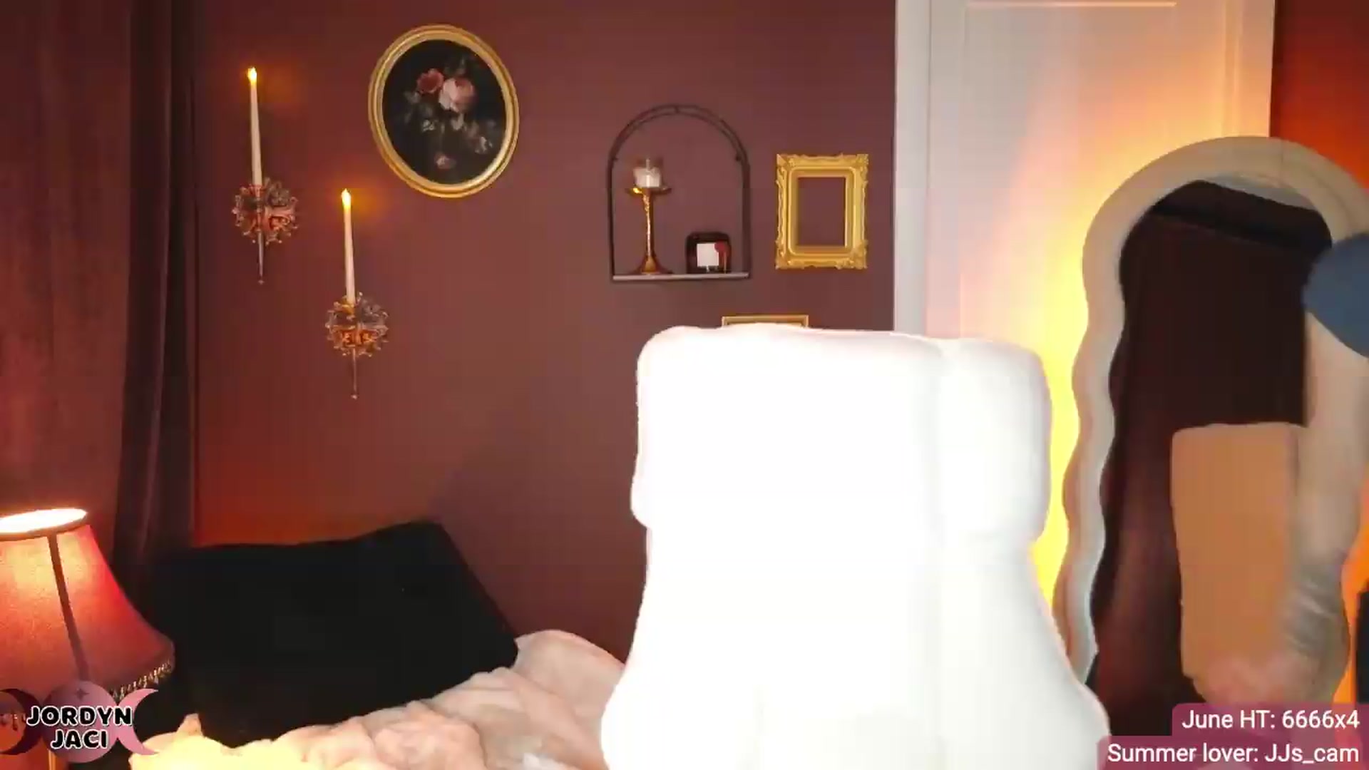 Gallery image thumbnail from JordynJaci's myfreecams stream on, 06/08/2026, 03:03 image 10 of 20