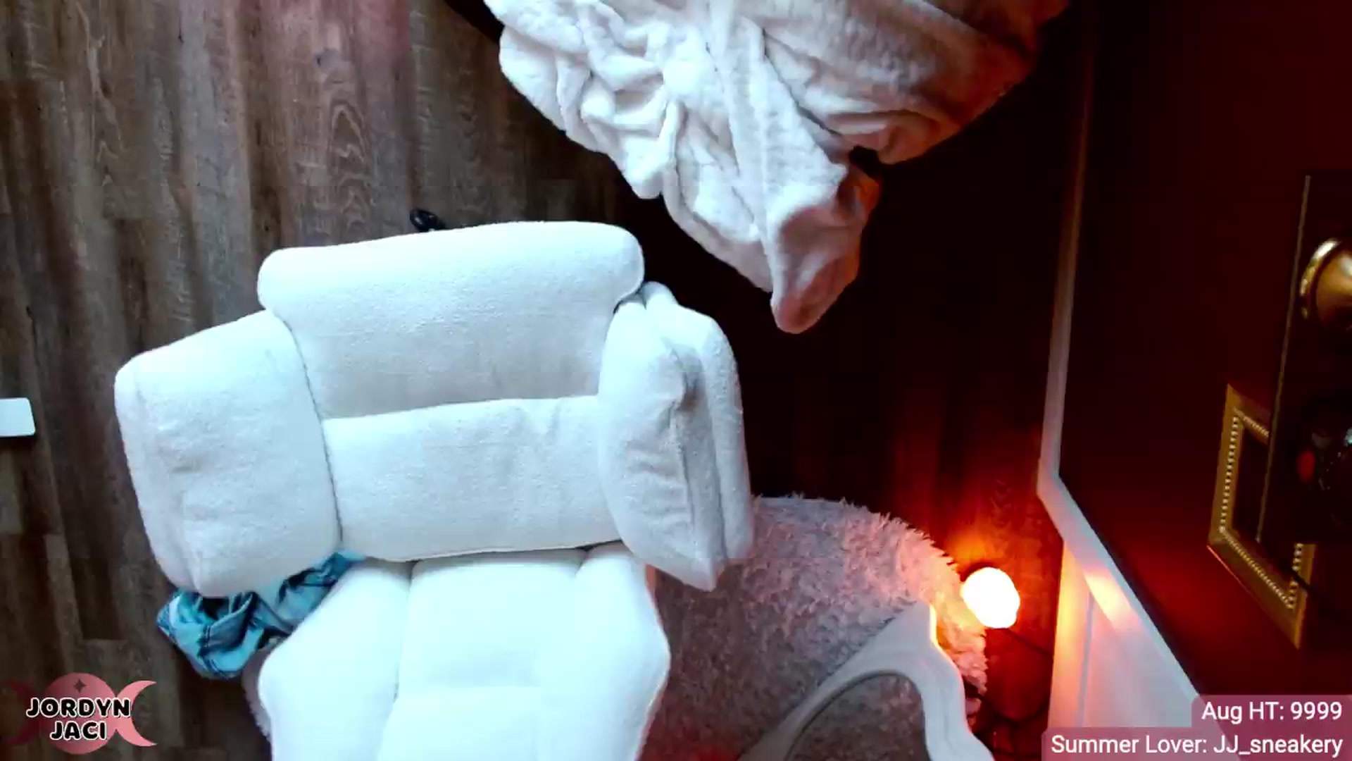 Gallery image thumbnail from JordynJaci's myfreecams stream on, 08/13/2026, 17:30 image 17 of 20