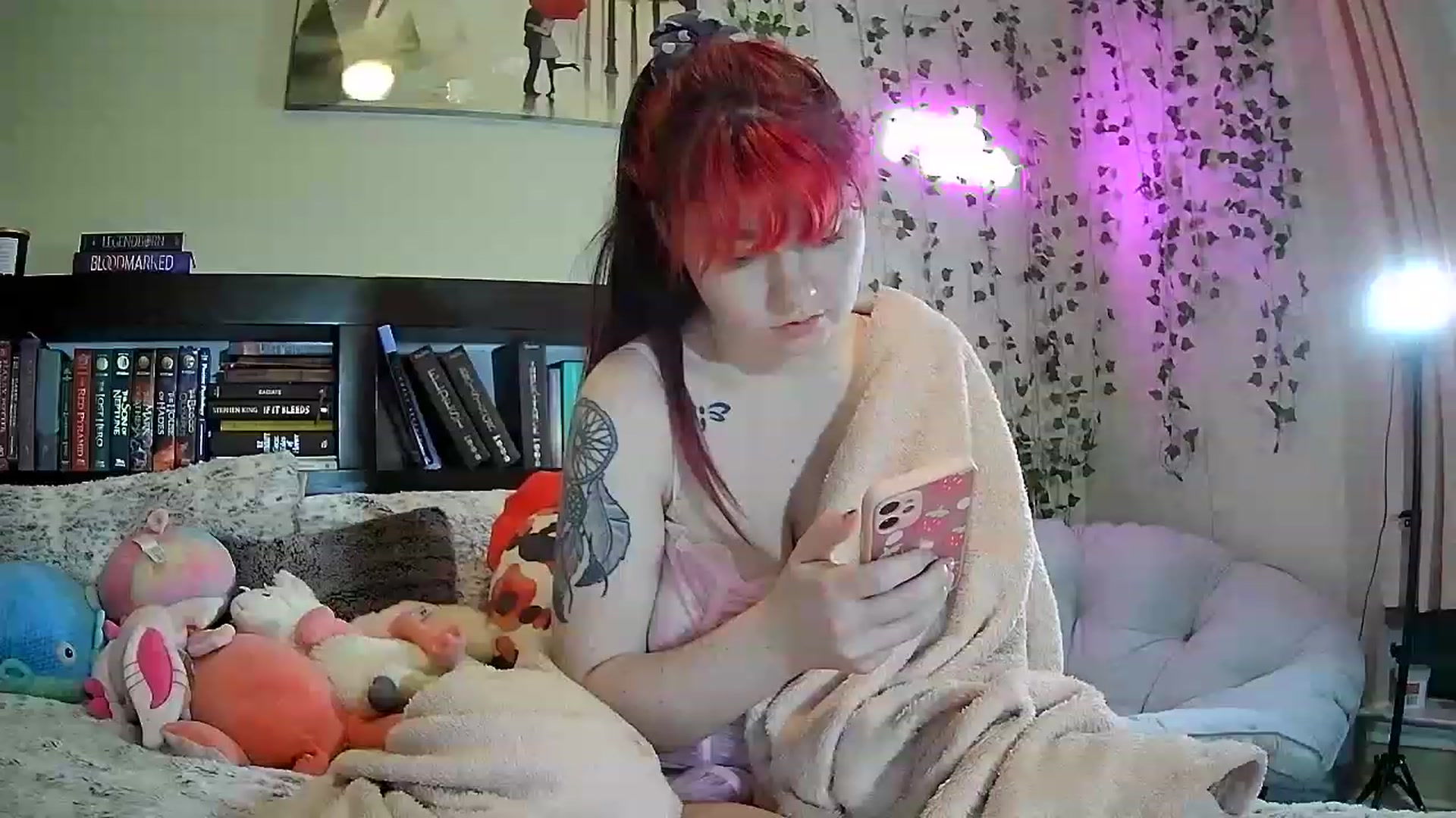 Gallery image thumbnail from Jorgilove95's myfreecams stream on, 03/27/2023, 04:18 image 18 of 20