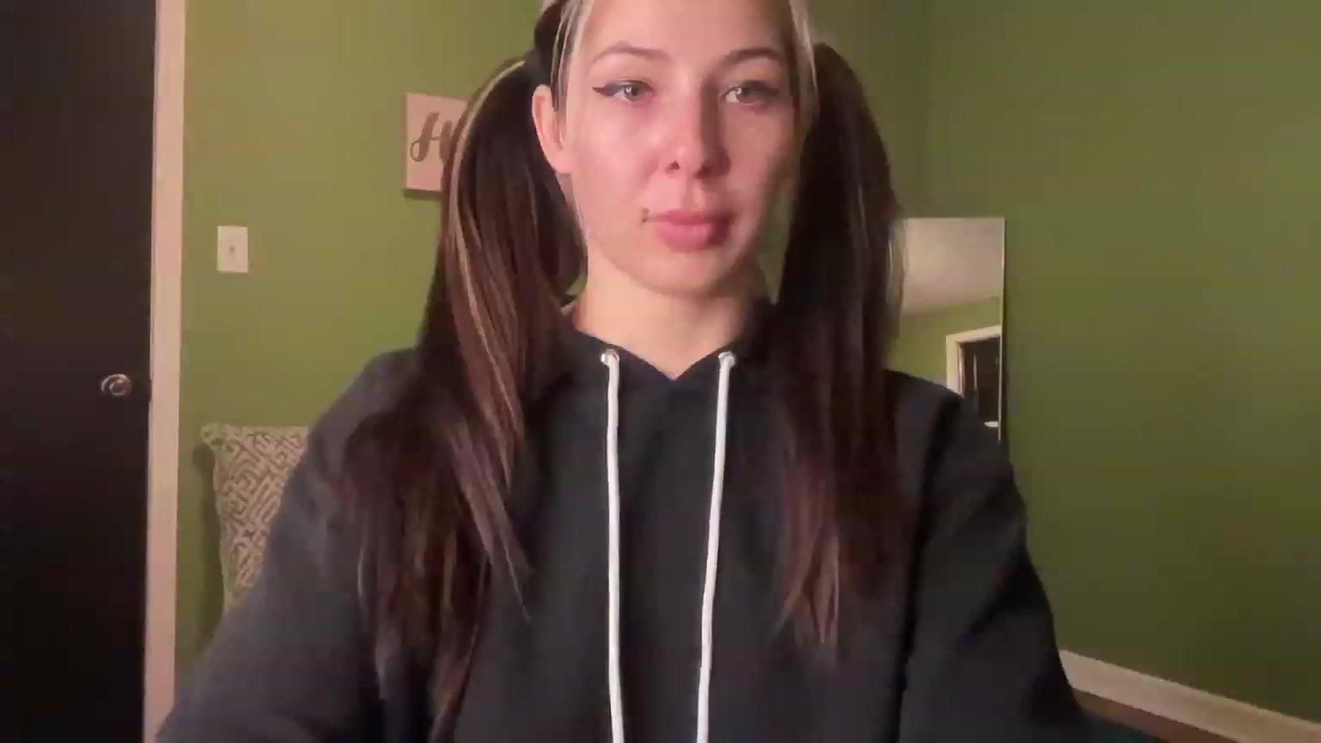 Gallery image thumbnail from Joseywalesssx's myfreecams stream on, 01/23/2024, 02:03 image 7 of 20
