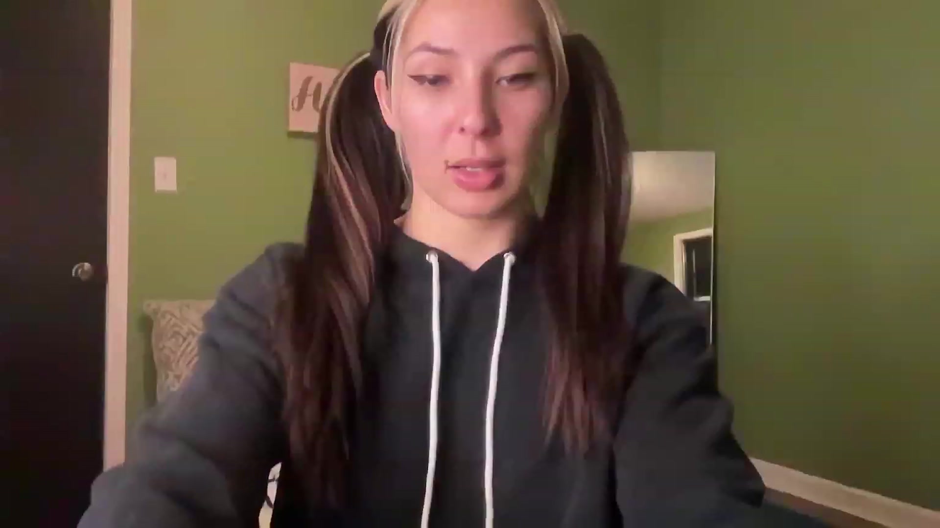 Gallery image thumbnail from Joseywalesssx's myfreecams stream on, 01/23/2024, 02:03 image 6 of 20