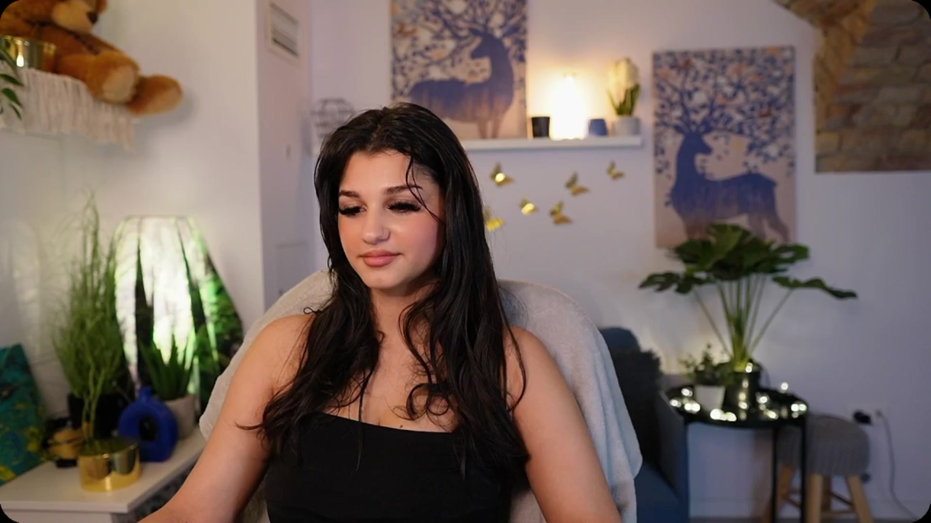 Gallery image thumbnail from Josie__Lynn's myfreecams stream on, 08/11/2025, 12:16 image 5 of 20