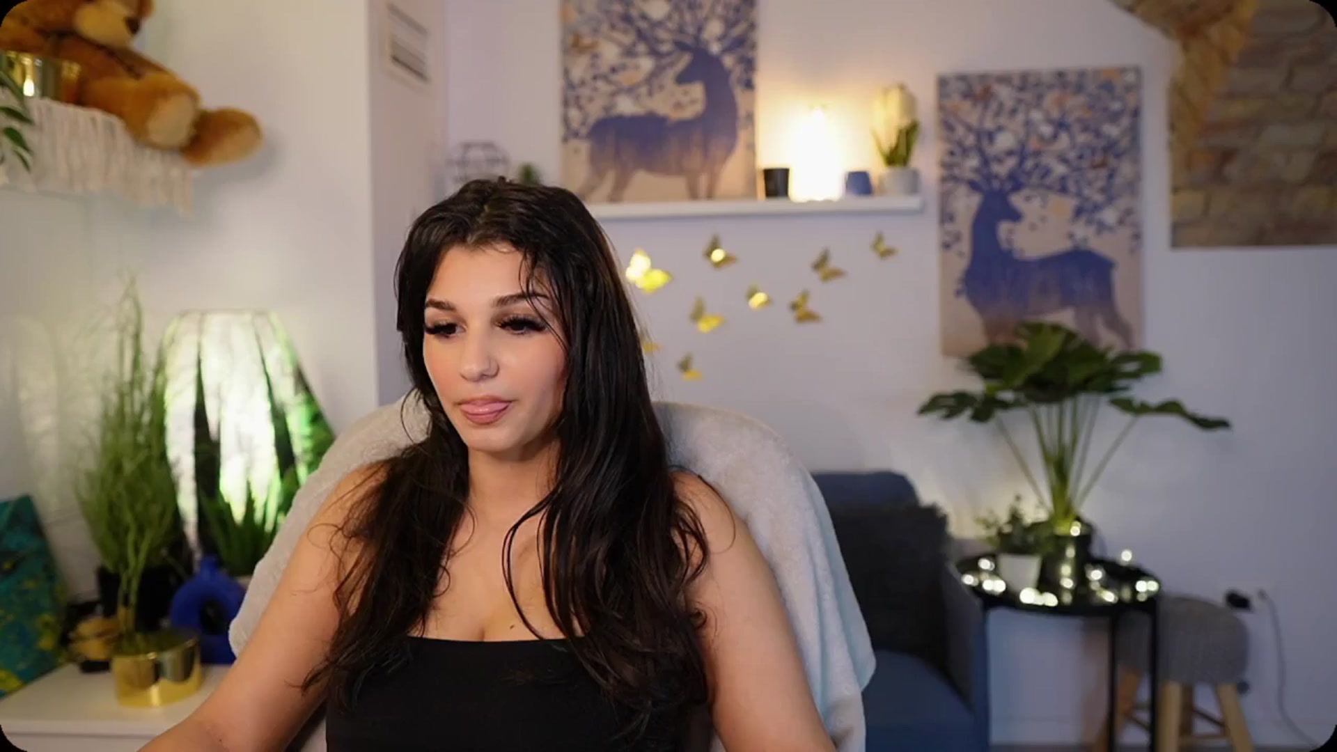 Gallery image thumbnail from Josie__Lynn's myfreecams stream on, 08/11/2025, 12:52 image 1 of 20