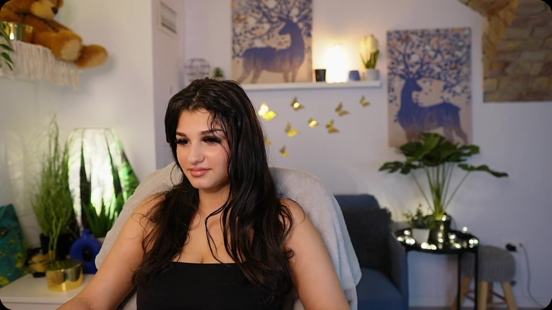 Gallery image thumbnail from Josie__Lynn's myfreecams stream on, 08/11/2025, 12:52 image 17 of 20
