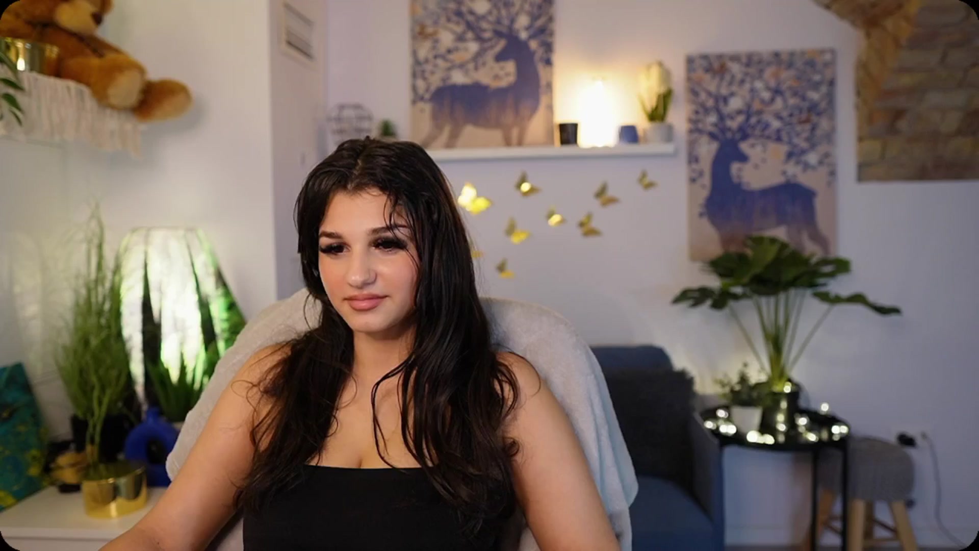 Gallery image thumbnail from Josie__Lynn's myfreecams stream on, 08/11/2025, 12:52 image 16 of 20