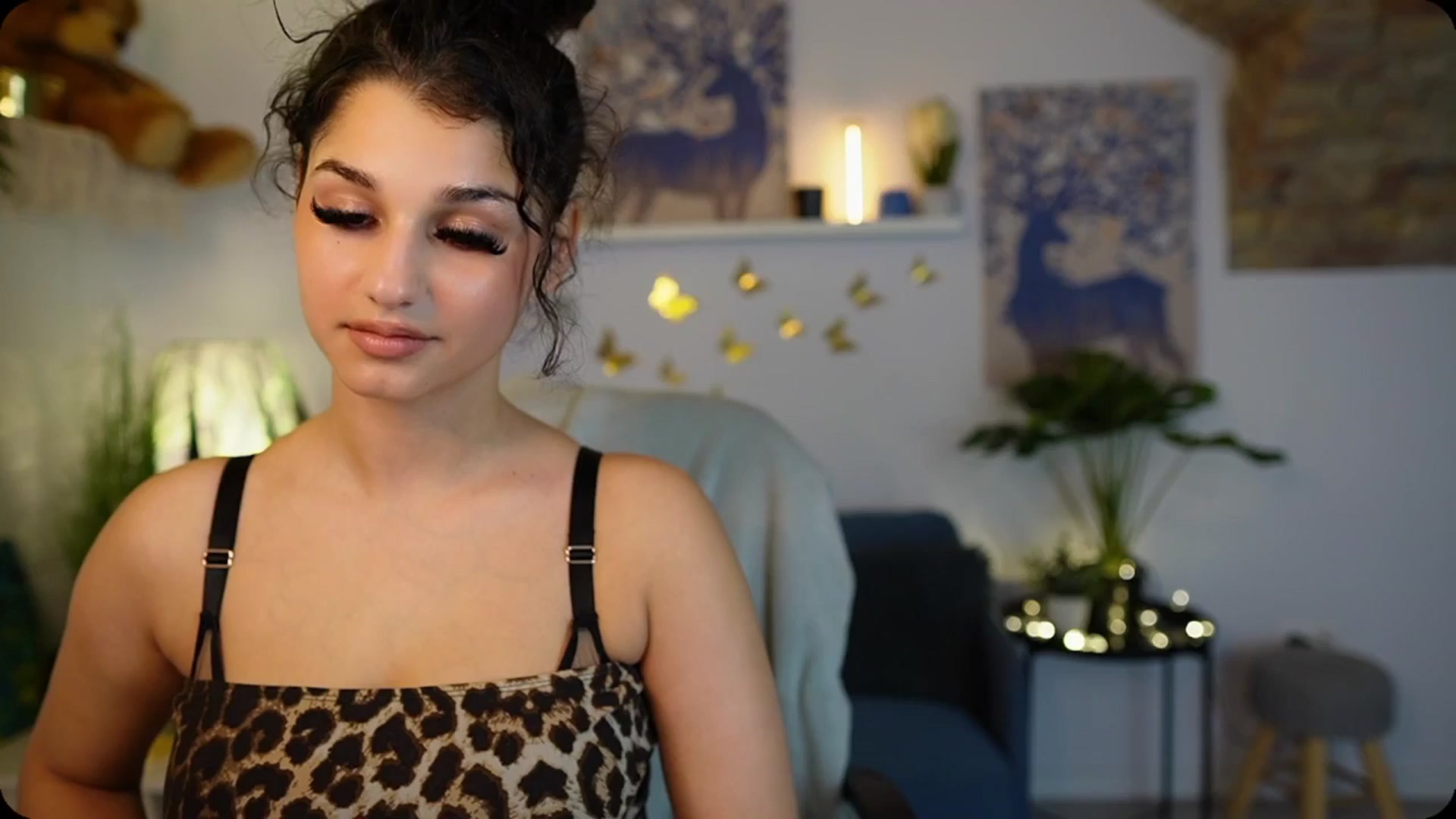 Gallery image thumbnail from Josie__Lynn's myfreecams stream on, 08/12/2025, 15:01 image 10 of 20