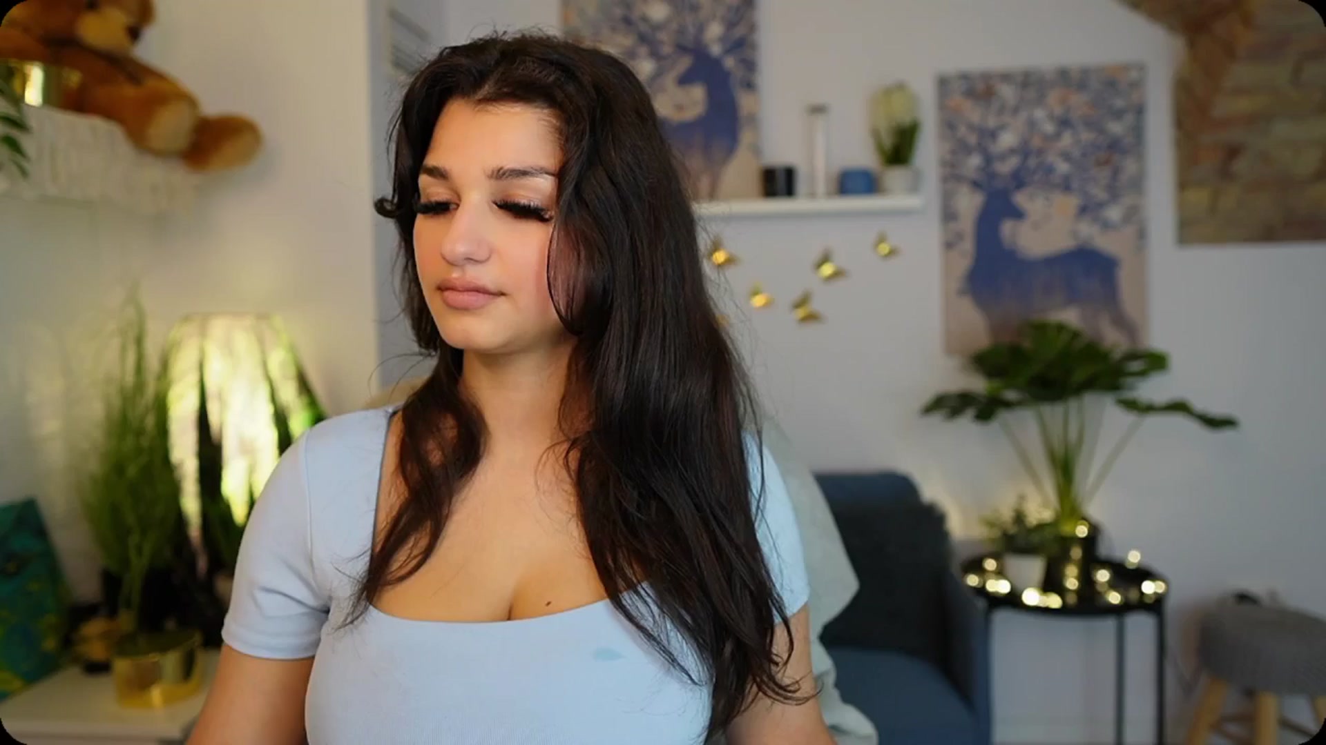 Gallery image thumbnail from Josie__Lynn's myfreecams stream on, 08/15/2025, 10:01 image 2 of 20