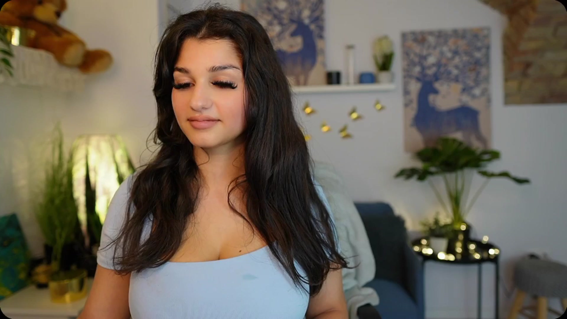 Gallery image thumbnail from Josie__Lynn's myfreecams stream on, 08/15/2025, 11:51 image 9 of 20
