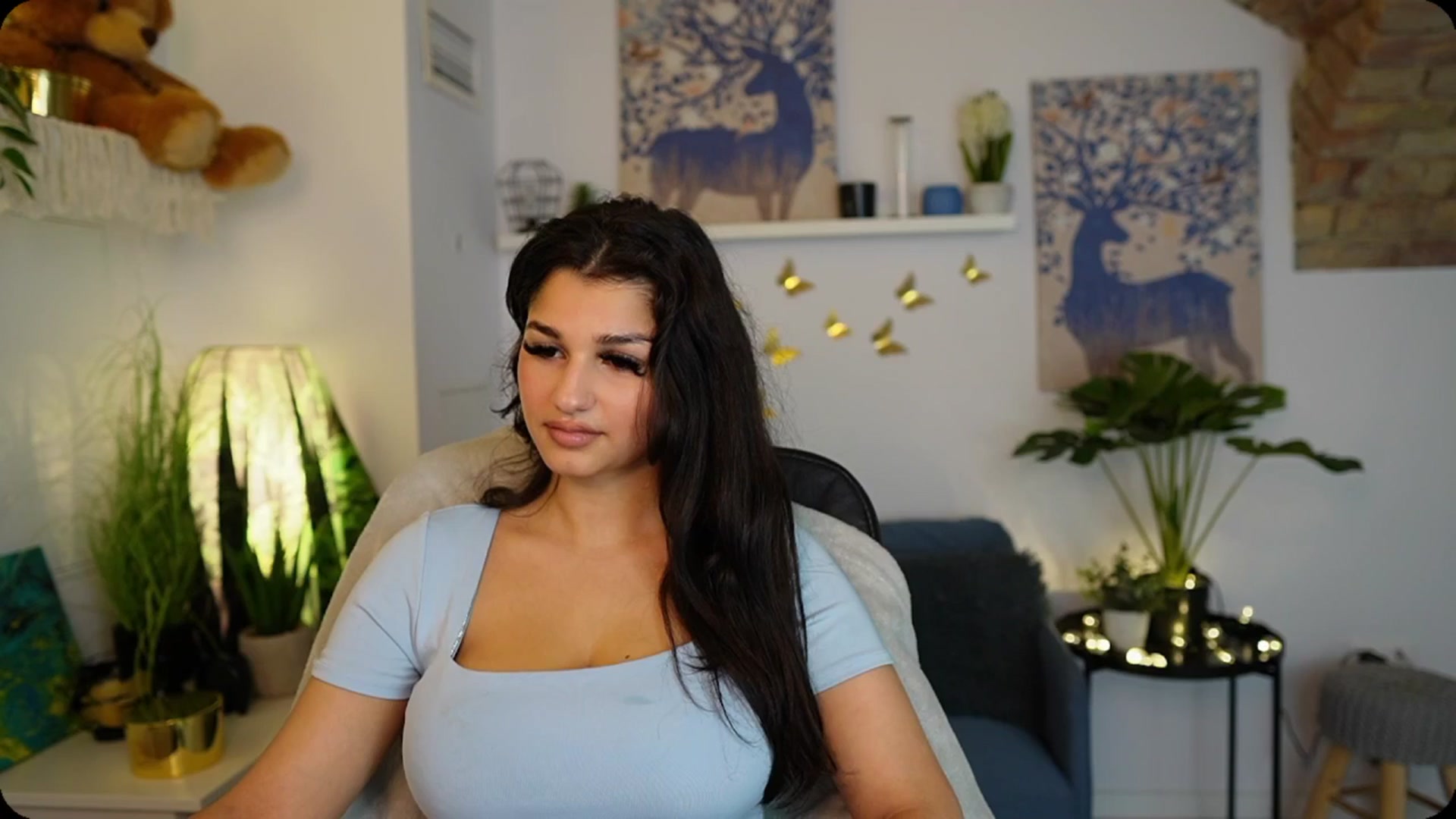 Gallery image thumbnail from Josie__Lynn's myfreecams stream on, 08/15/2025, 11:51 image 16 of 20
