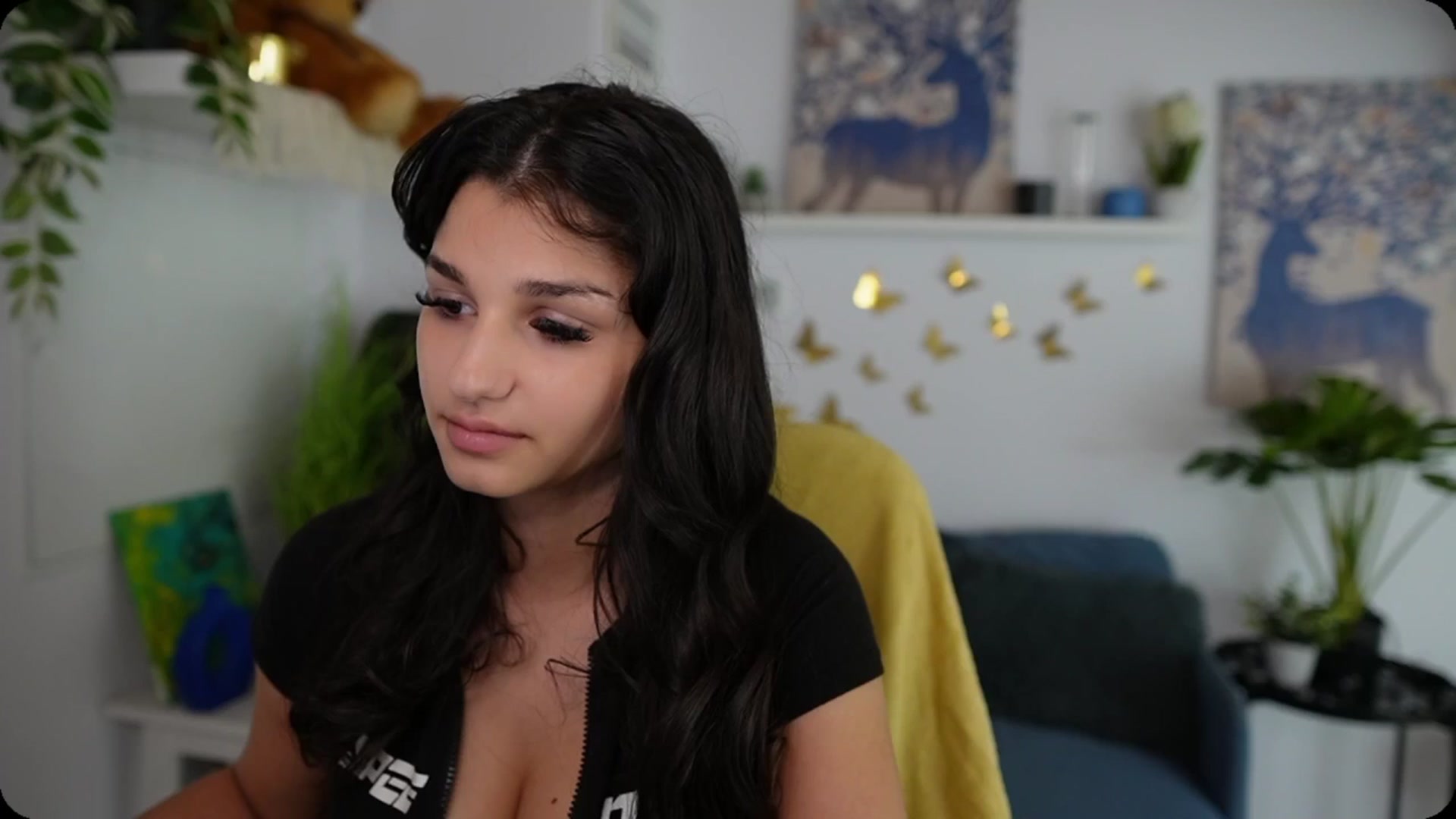 Gallery image thumbnail from Josie__Lynn's myfreecams stream on, 08/23/2025, 11:01 image 13 of 20