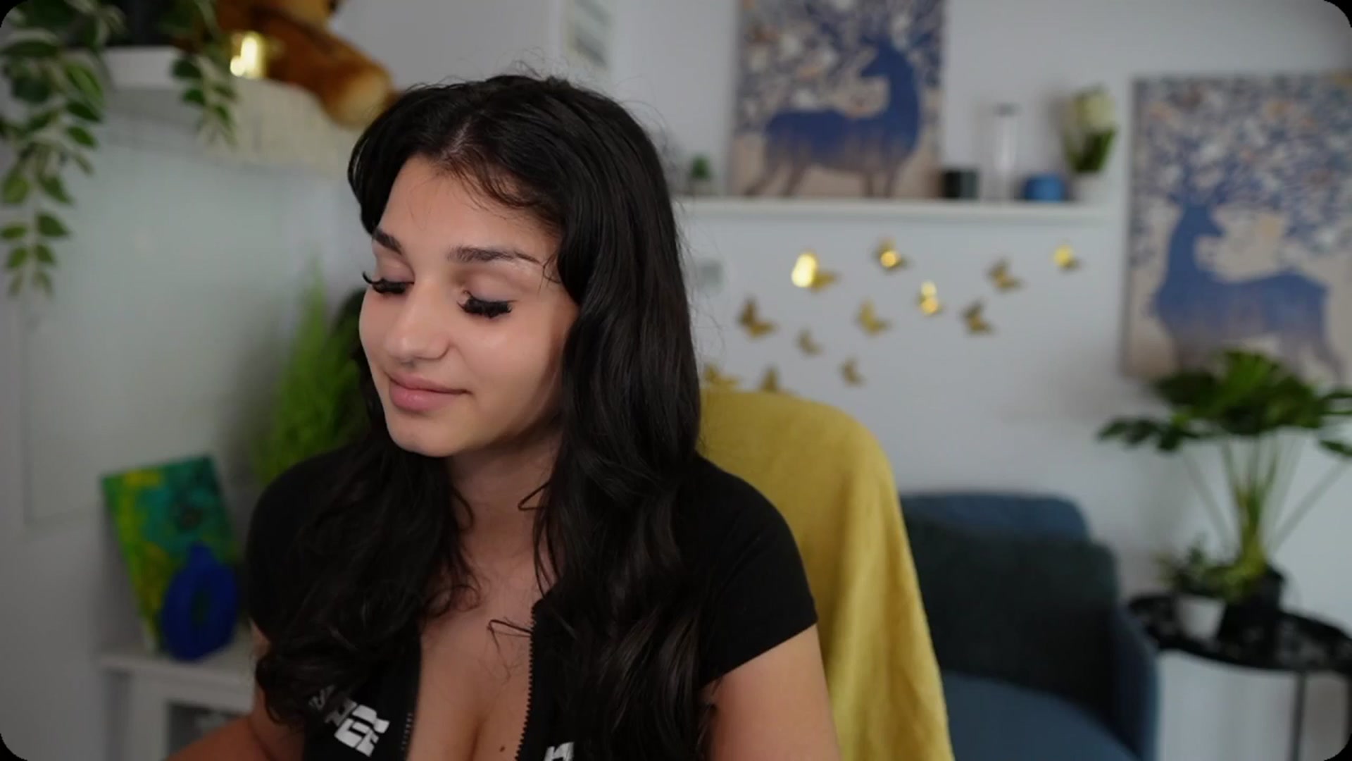 Gallery image thumbnail from Josie__Lynn's myfreecams stream on, 08/23/2025, 11:01 image 14 of 20