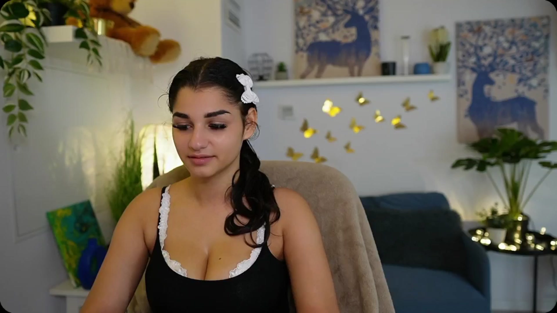 Gallery image thumbnail from Josie__Lynn's myfreecams stream on, 08/26/2025, 09:47 image 18 of 20