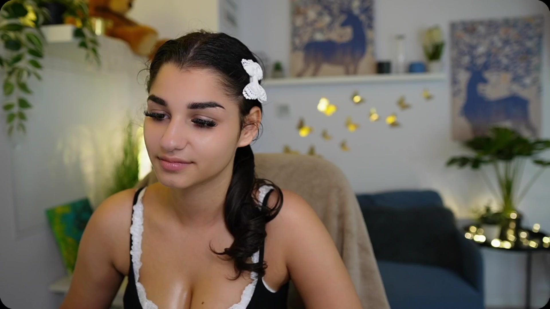 Gallery image thumbnail from Josie__Lynn's myfreecams stream on, 08/26/2025, 09:47 image 5 of 20