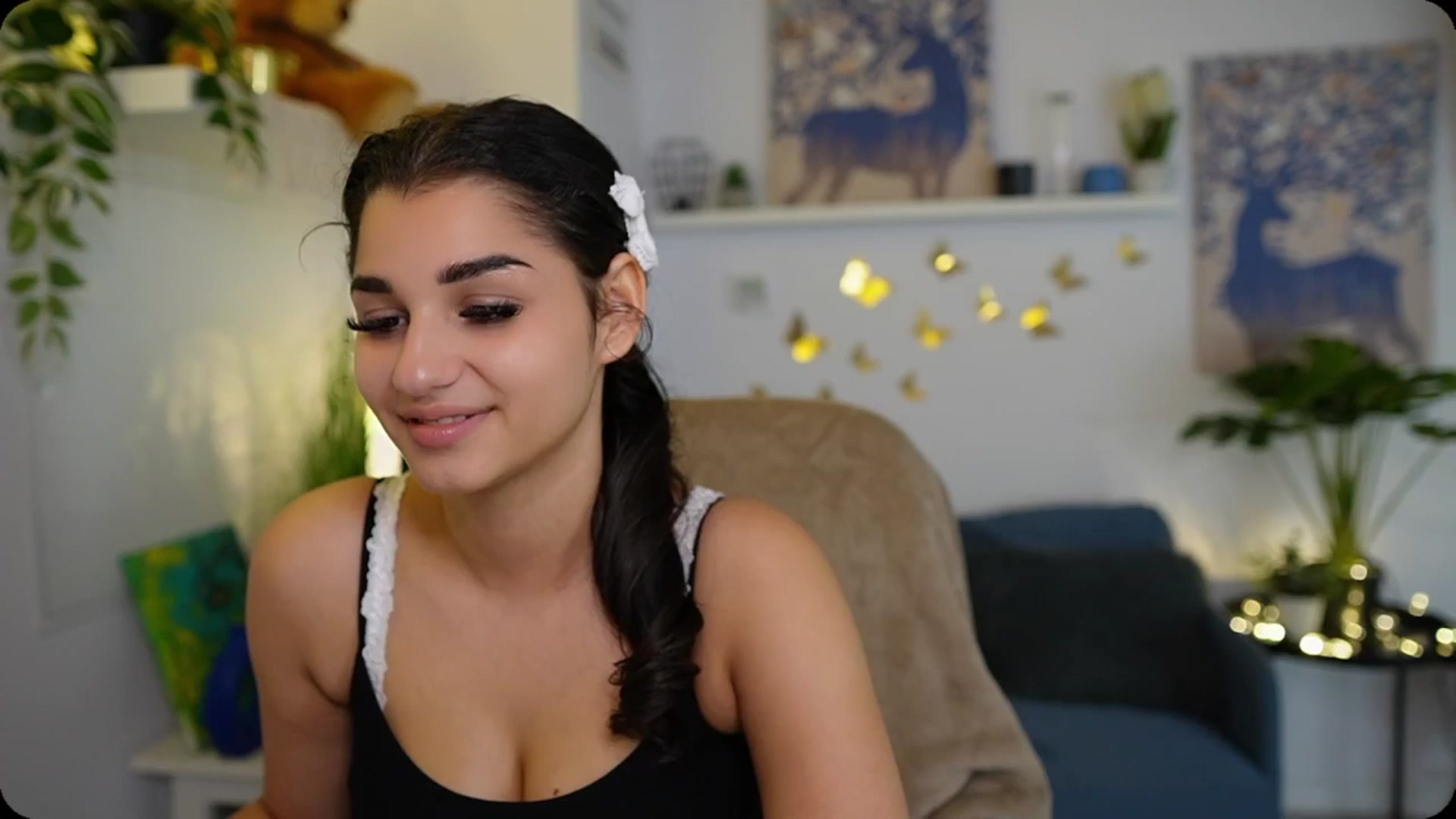 Gallery image thumbnail from Josie__Lynn's myfreecams stream on, 08/26/2025, 12:03 image 5 of 20
