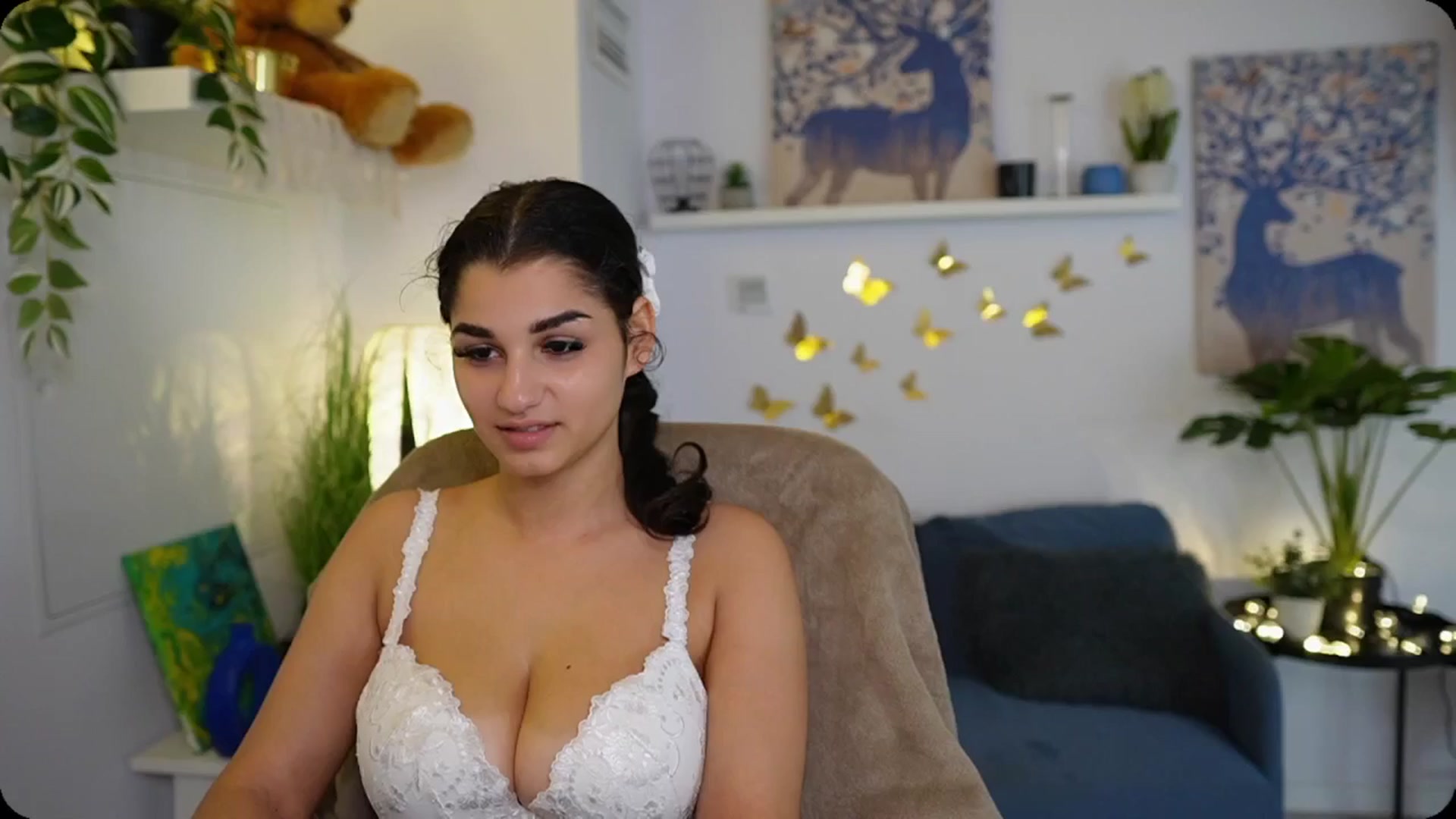 Gallery image thumbnail from Josie__Lynn's myfreecams stream on, 08/26/2025, 12:03 image 15 of 20