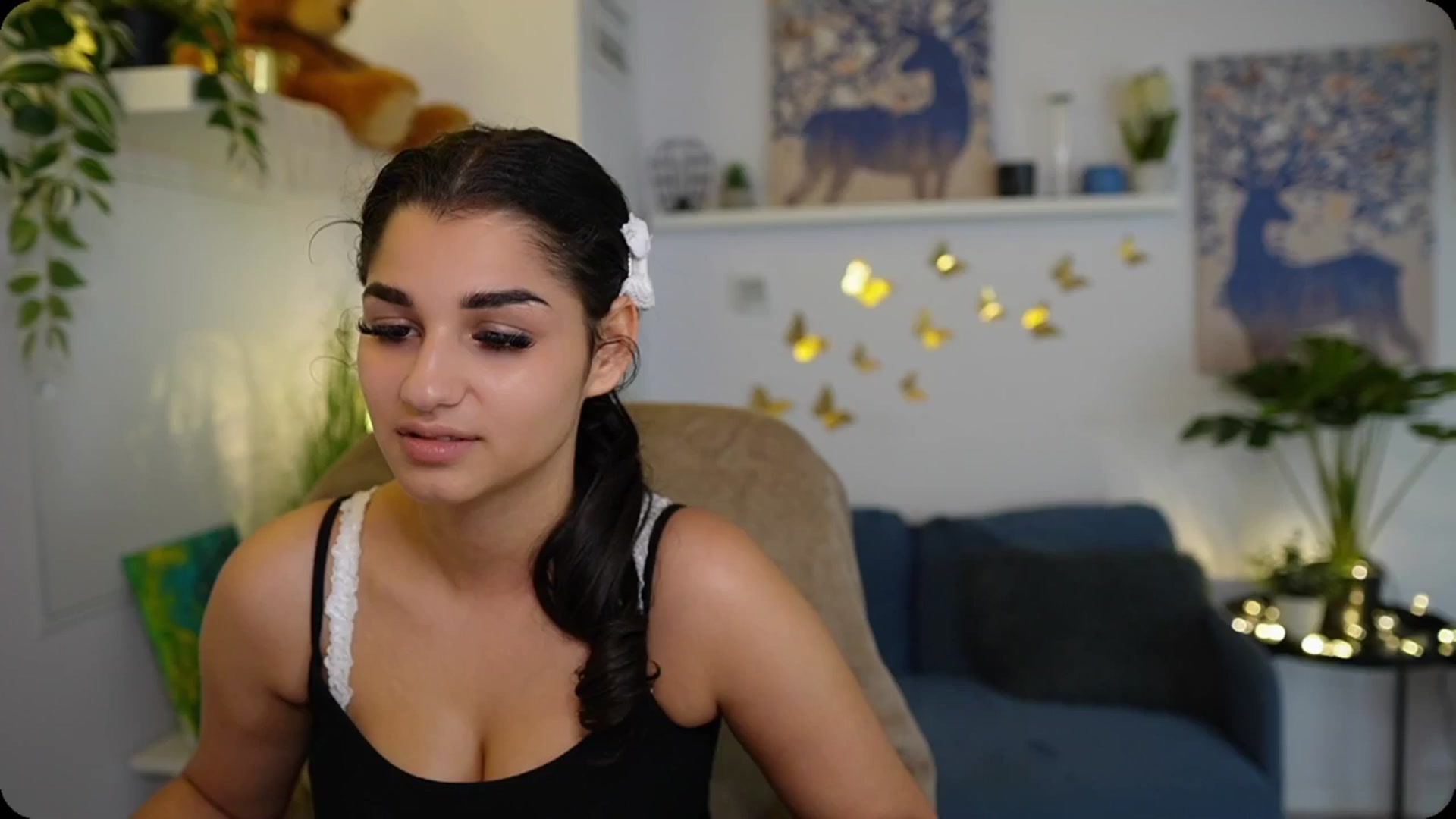 Gallery image thumbnail from Josie__Lynn's myfreecams stream on, 08/26/2025, 12:03 image 2 of 20
