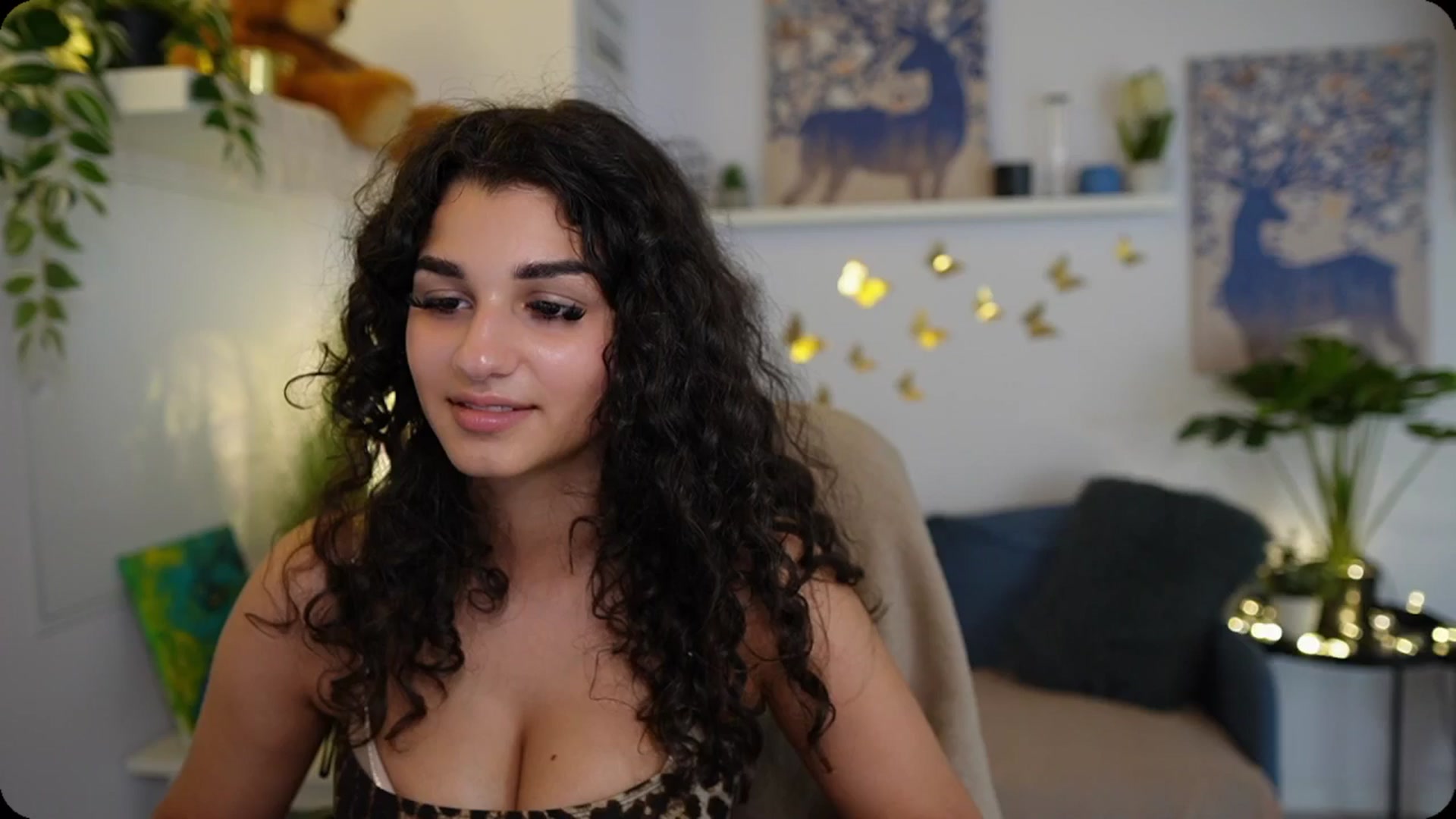 Gallery image thumbnail from Josie__Lynn's myfreecams stream on, 08/27/2025, 12:38 image 9 of 20