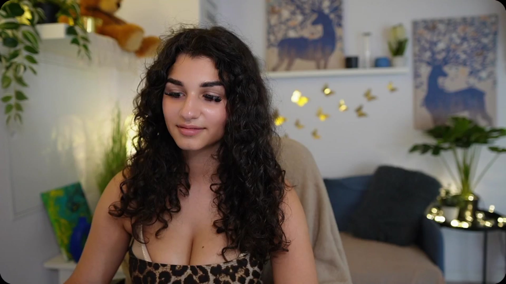 Gallery image thumbnail from Josie__Lynn's myfreecams stream on, 08/27/2025, 12:38 image 15 of 20