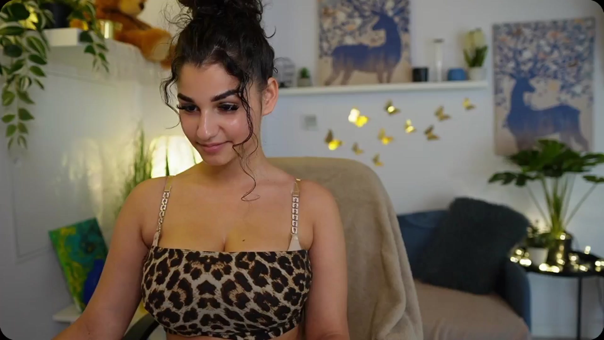 Gallery image thumbnail from Josie__Lynn's myfreecams stream on, 08/27/2025, 13:23 image 18 of 20