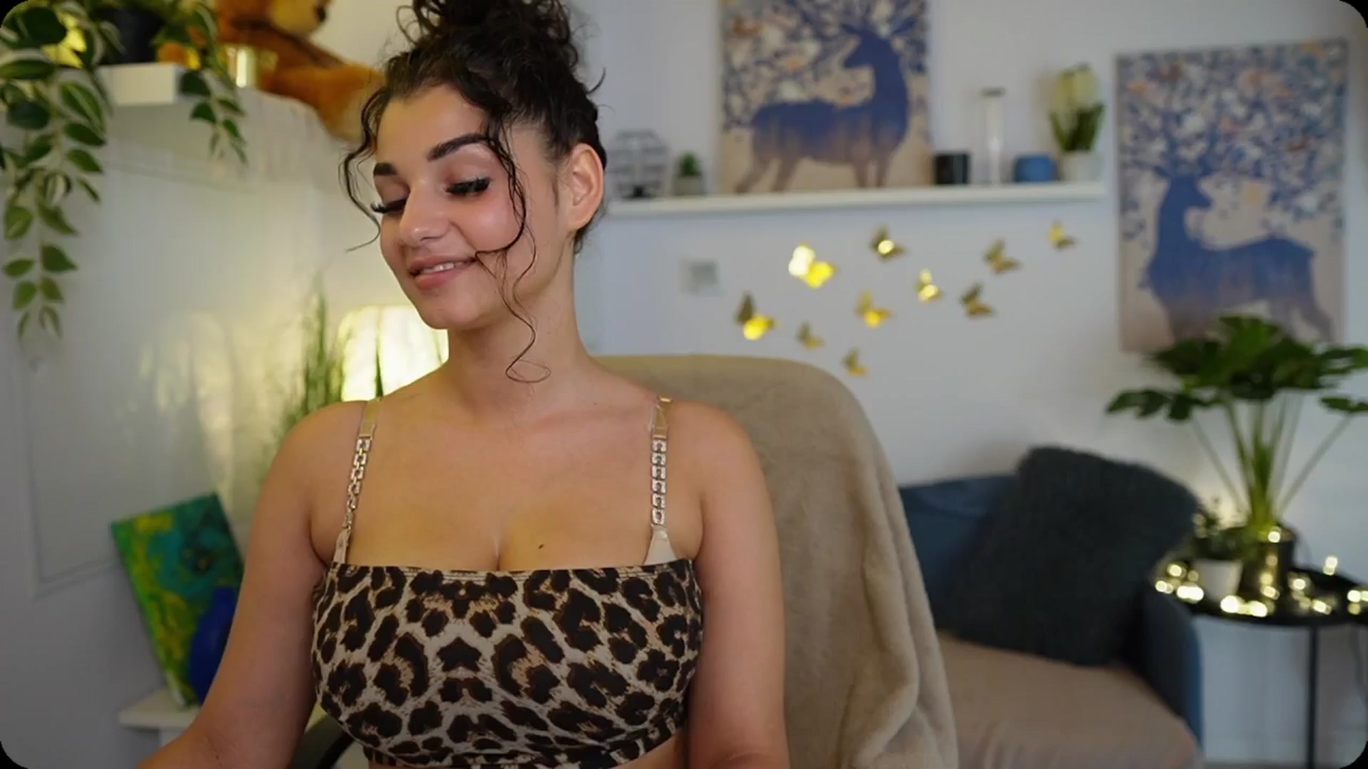 Gallery image thumbnail from Josie__Lynn's myfreecams stream on, 08/27/2025, 13:23 image 17 of 20