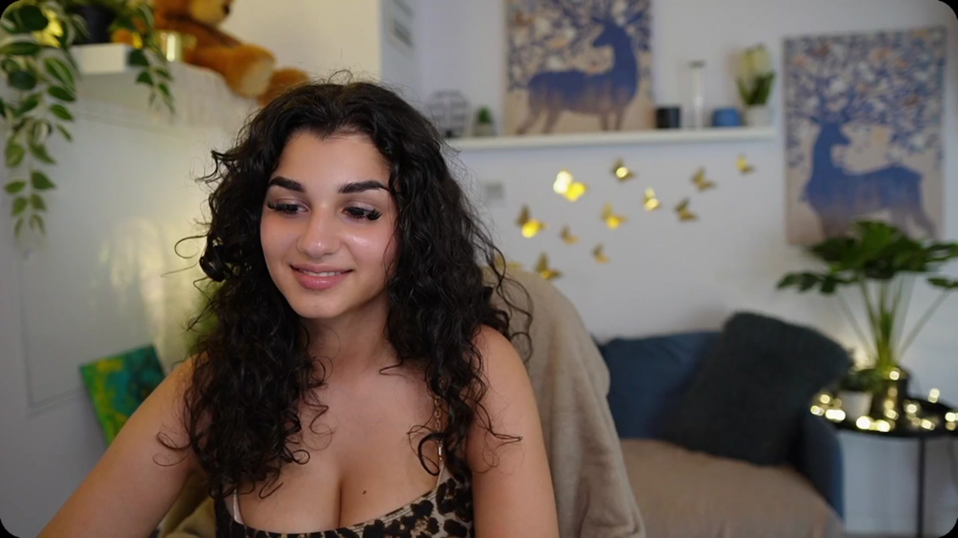 Gallery image thumbnail from Josie__Lynn's myfreecams stream on, 08/27/2025, 16:09 image 19 of 20