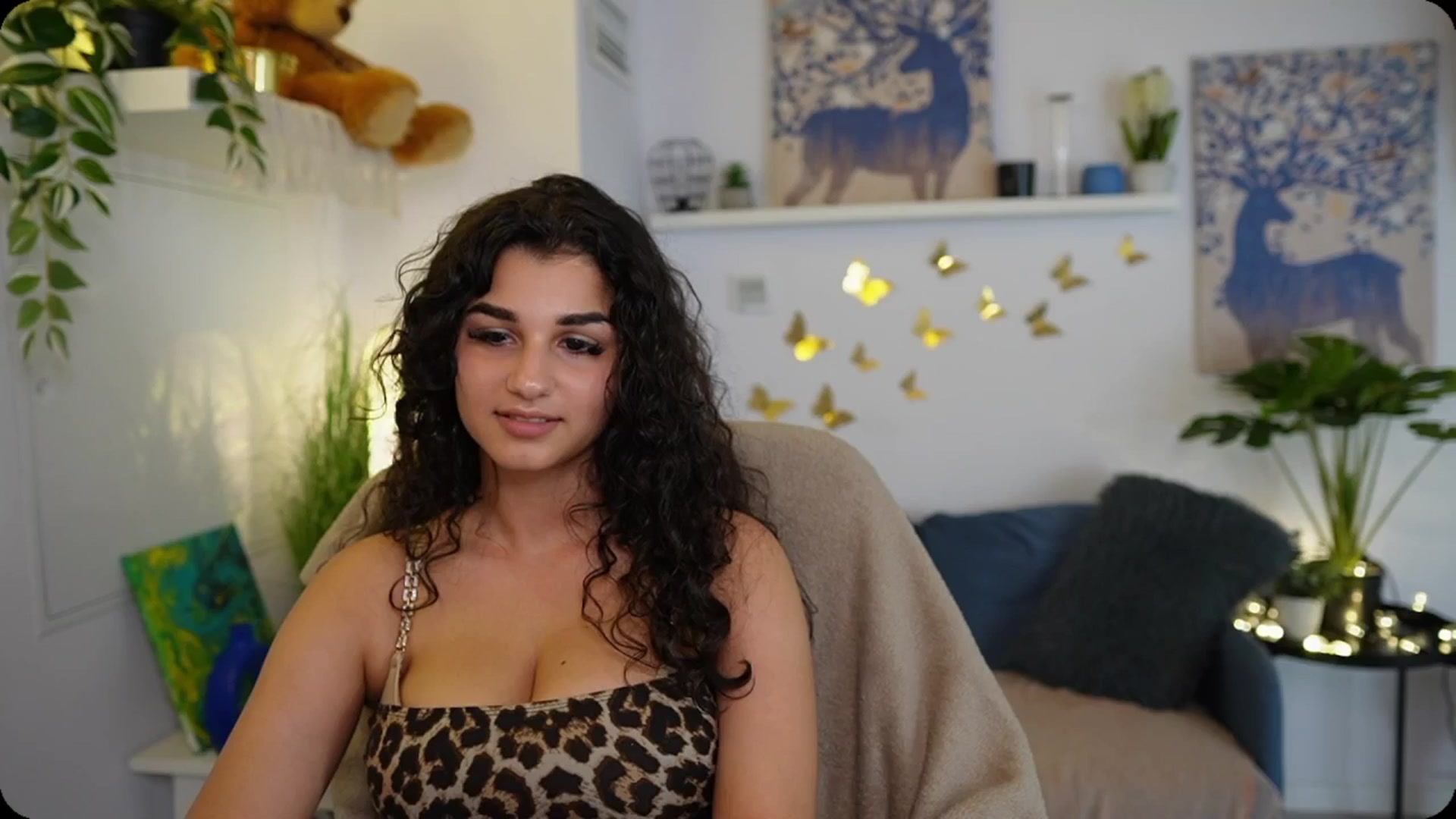 Gallery image thumbnail from Josie__Lynn's myfreecams stream on, 08/27/2025, 17:15 image 1 of 20