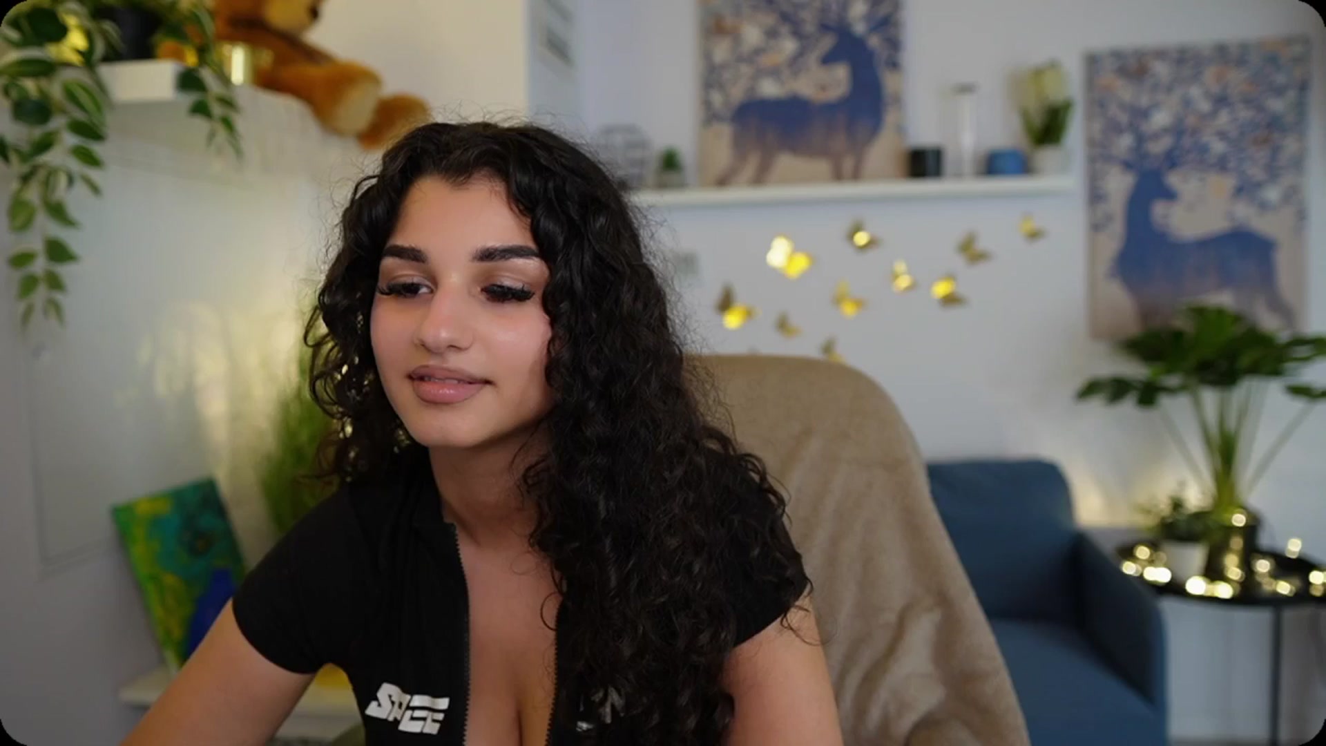 Gallery image thumbnail from Josie__Lynn's myfreecams stream on, 08/29/2025, 16:59 image 6 of 20