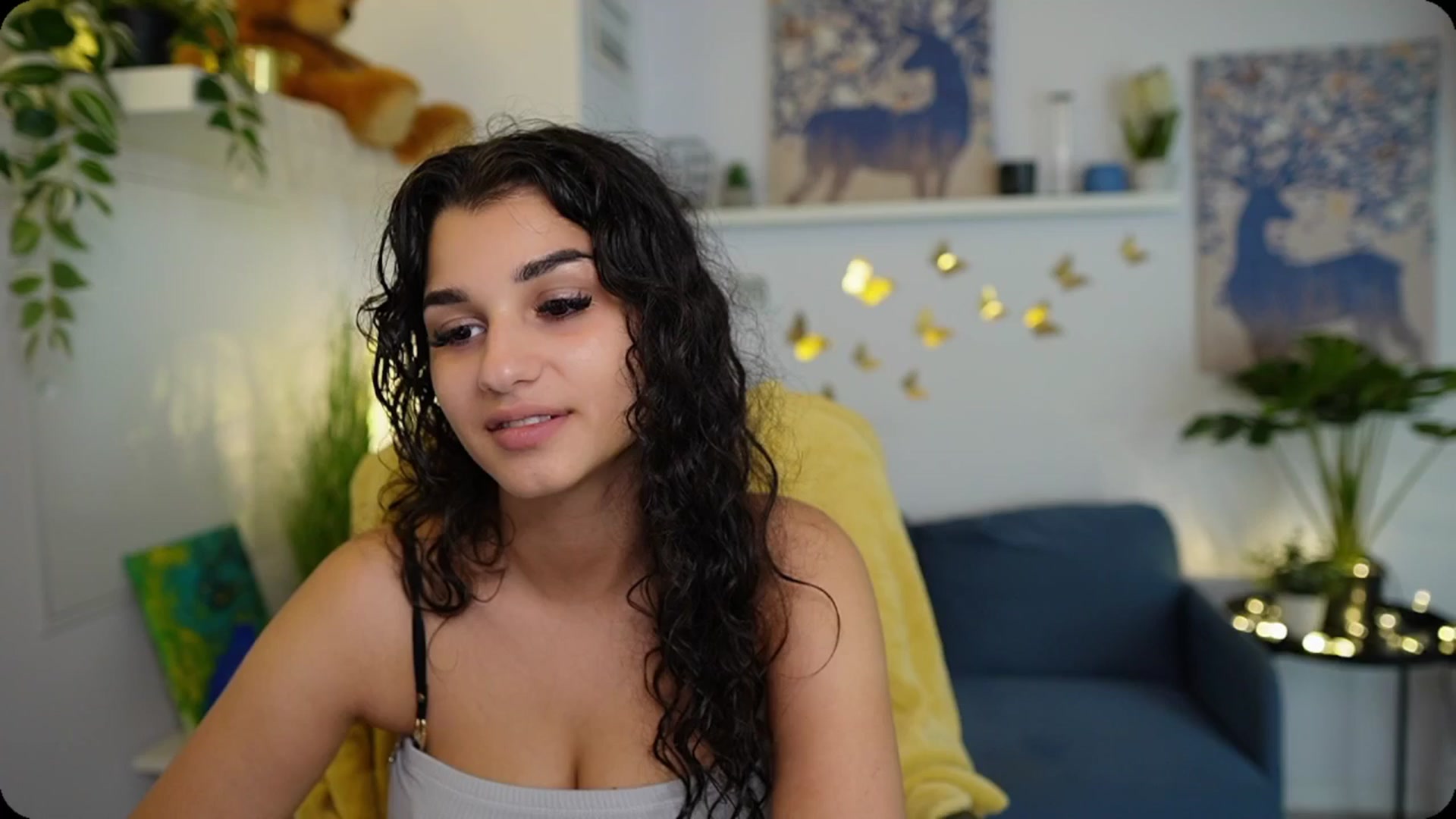 Gallery image thumbnail from Josie__Lynn's myfreecams stream on, 08/30/2025, 14:21 image 5 of 20