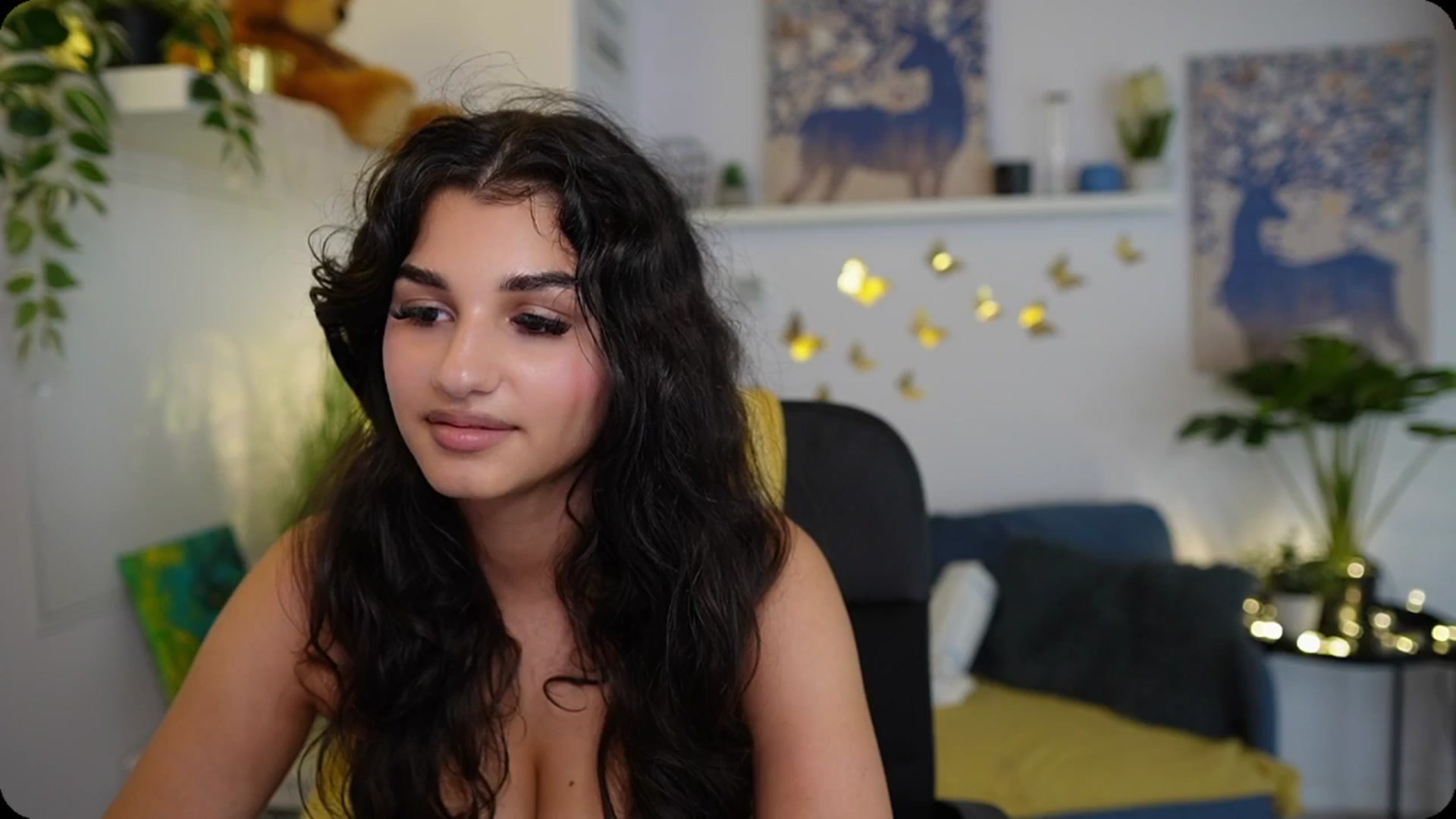 Gallery image thumbnail from Josie__Lynn's myfreecams stream on, 08/31/2025, 17:15 image 8 of 20