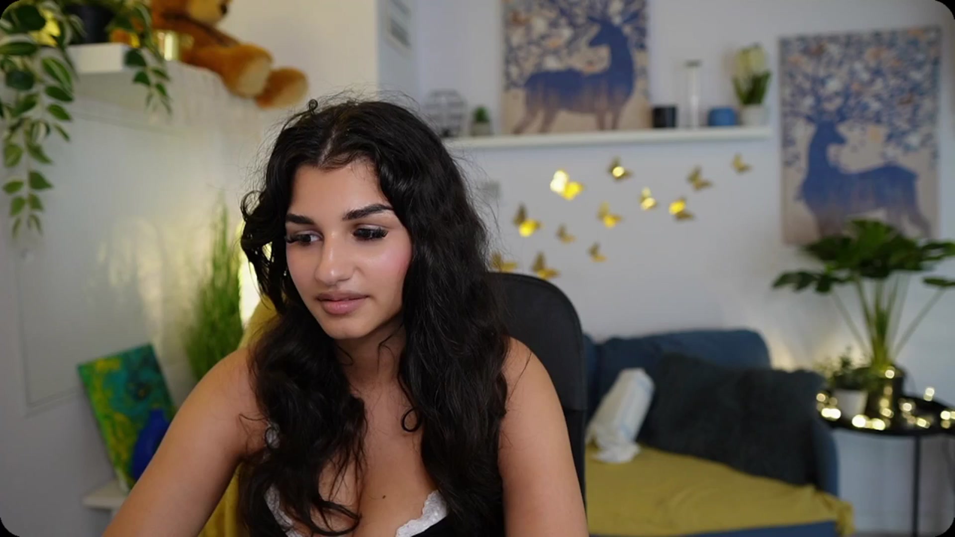Gallery image thumbnail from Josie__Lynn's myfreecams stream on, 08/31/2025, 17:15 image 19 of 20