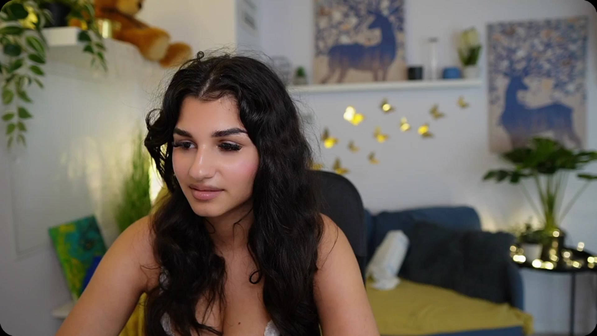Gallery image thumbnail from Josie__Lynn's myfreecams stream on, 08/31/2025, 17:15 image 17 of 20