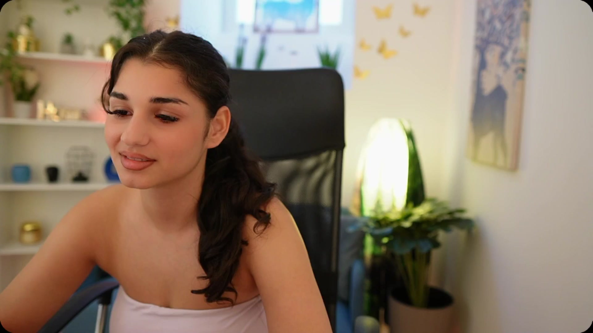 Gallery image thumbnail from Josie__Lynn's myfreecams stream on, 09/11/2025, 17:06 image 3 of 20