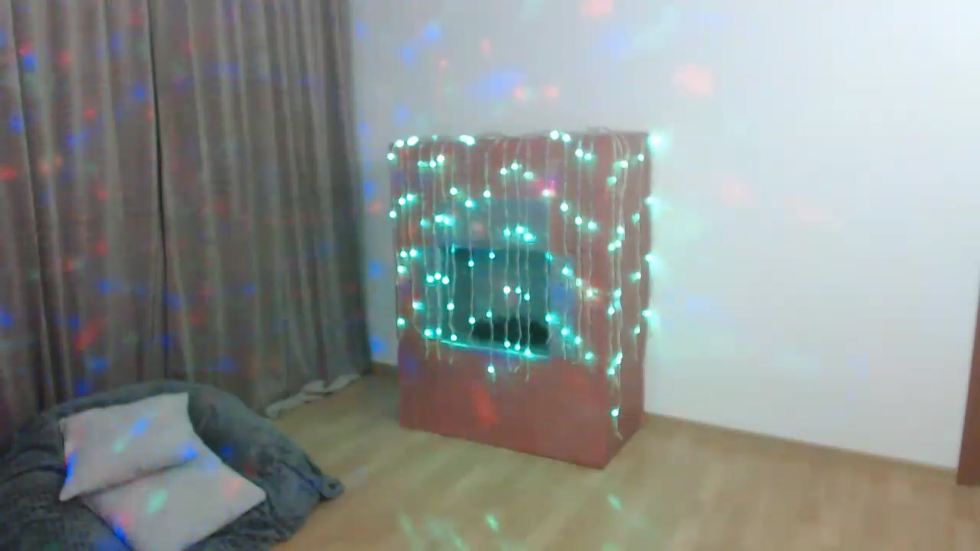 Gallery image thumbnail from Josie_jo's myfreecams stream on, 11/21/2022, 16:19 image 17 of 20