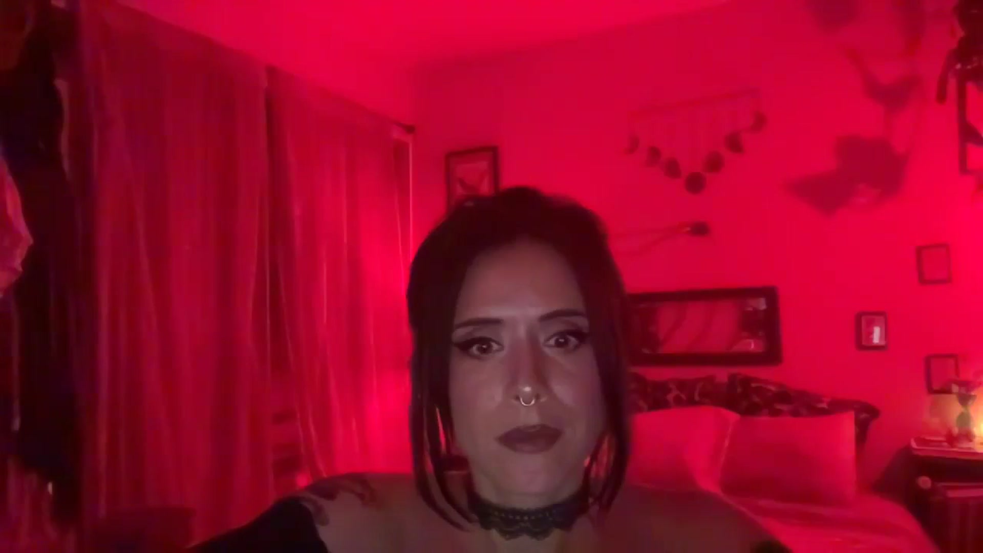 Gallery image thumbnail from Josslyn_stone's myfreecams stream on, 10/03/2023, 04:18 image 12 of 20