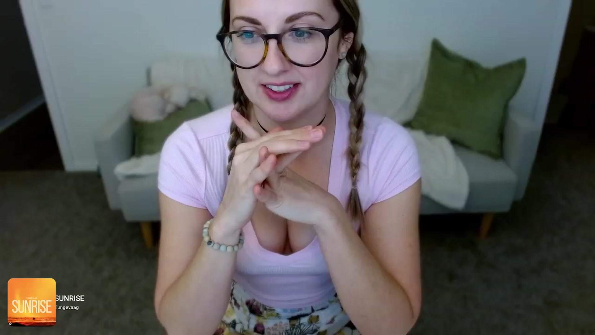Gallery image thumbnail from JourneyJade's myfreecams stream on, 02/18/2024, 18:59 image 3 of 20